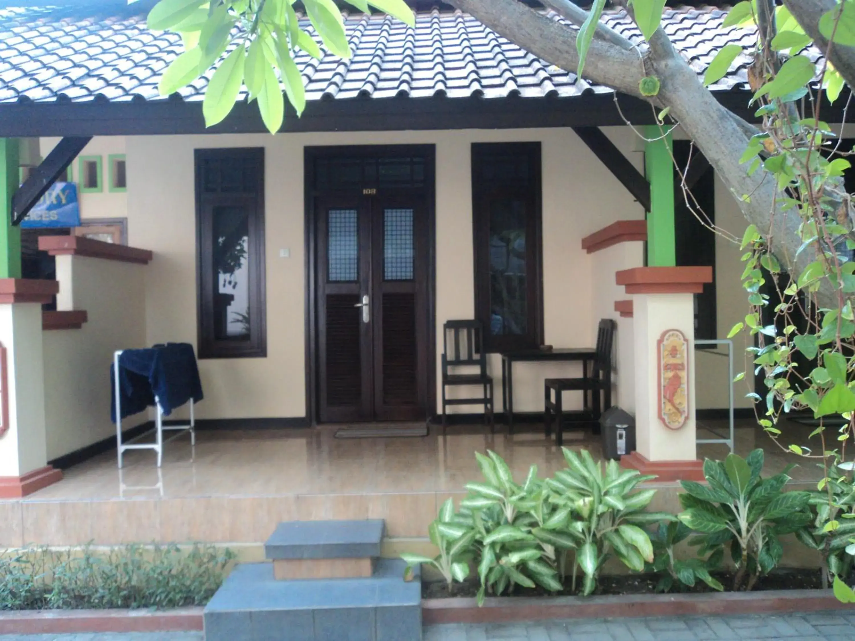 Facade/entrance in Bali Diva Hotel Kuta Facade/entrance in Bali Diva Hotel Kuta