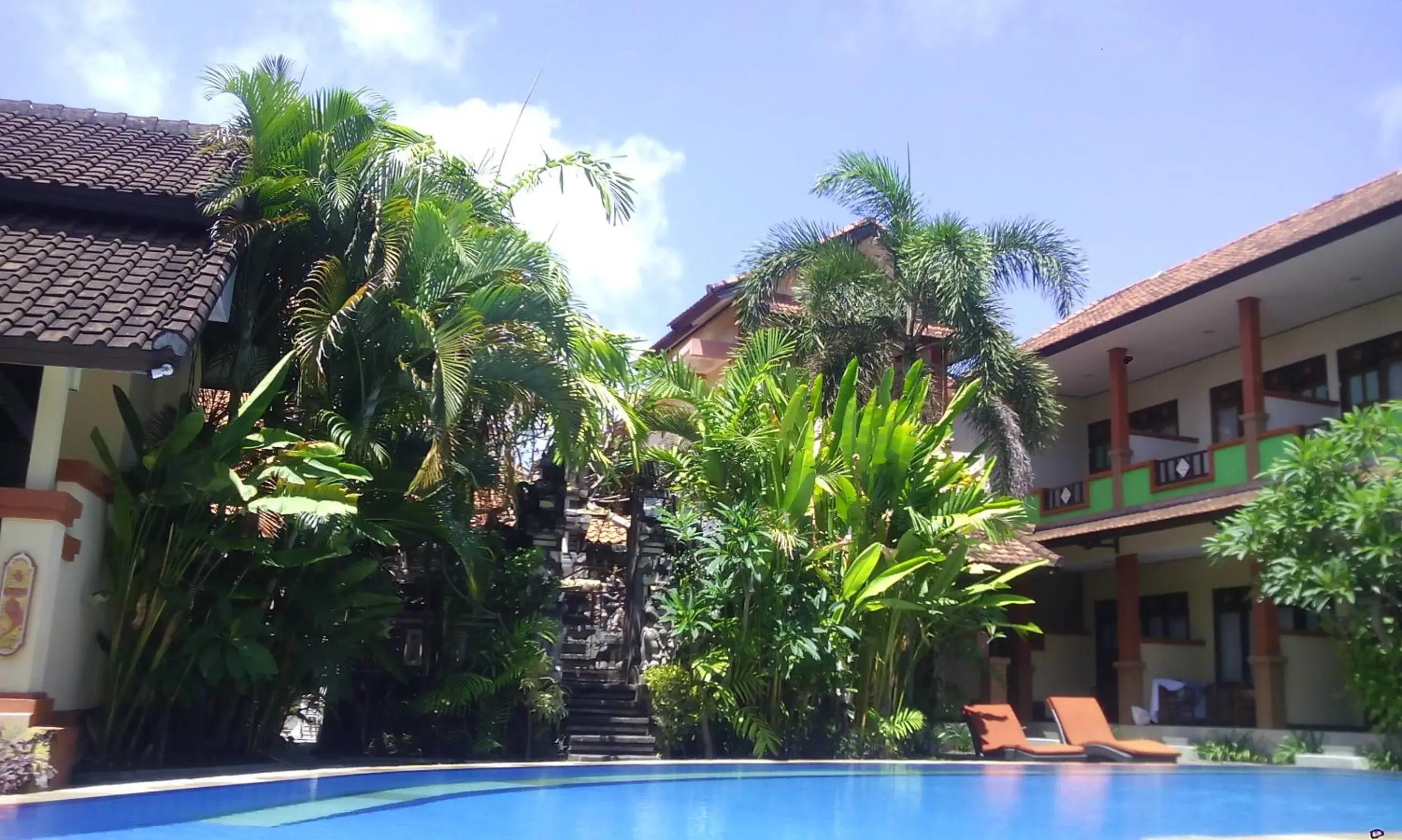 Swimming pool in Bali Diva Hotel Kuta Swimming pool in Bali Diva Hotel Kuta