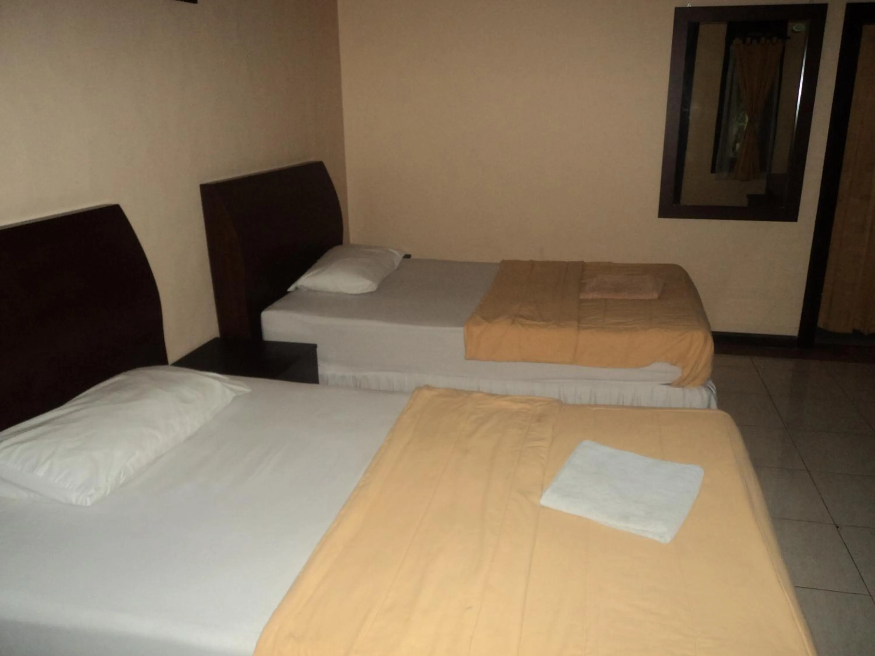 Photo of the whole room, Bed in Bali Diva Hotel Kuta