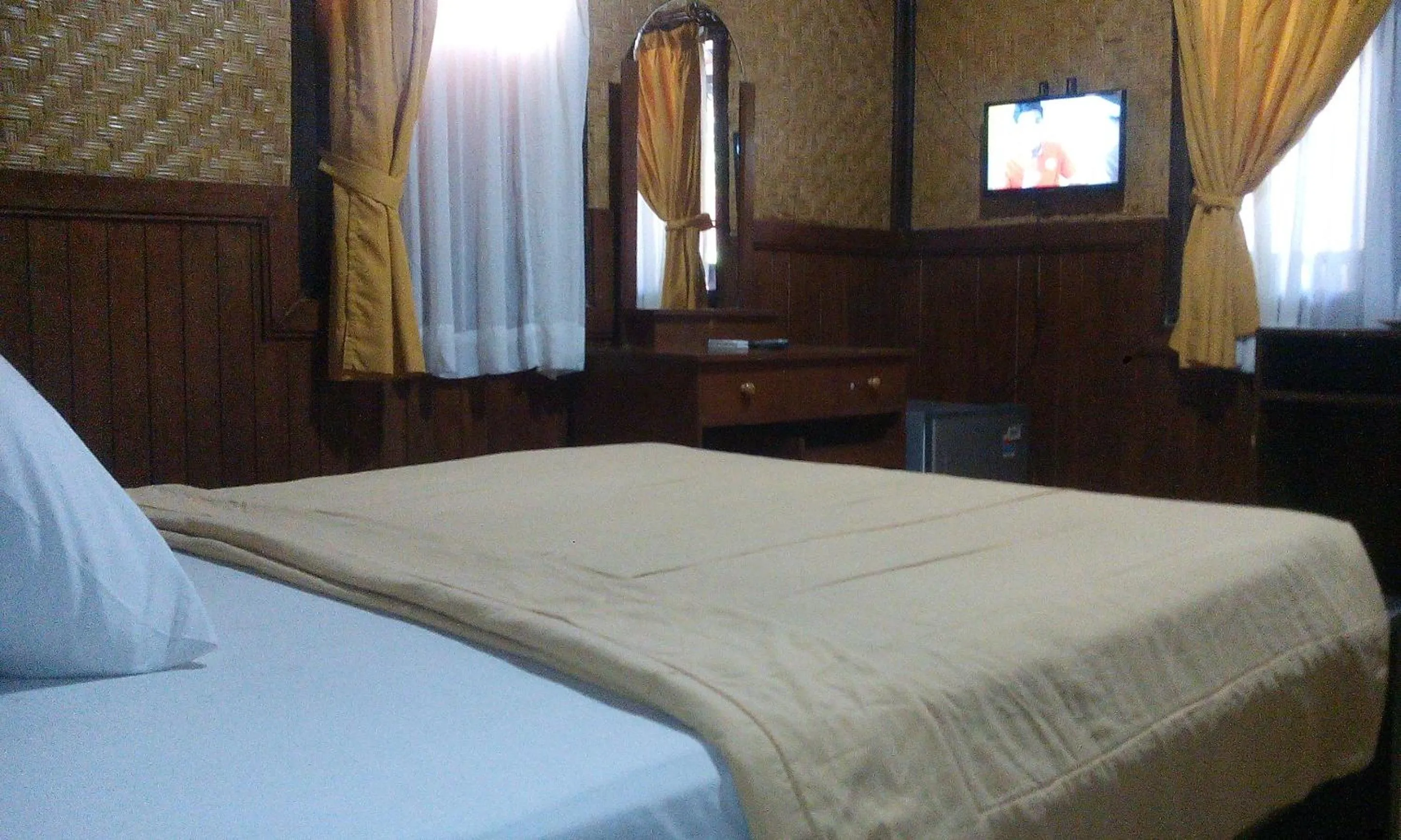 Bedroom, Bed in Bali Diva Hotel Kuta