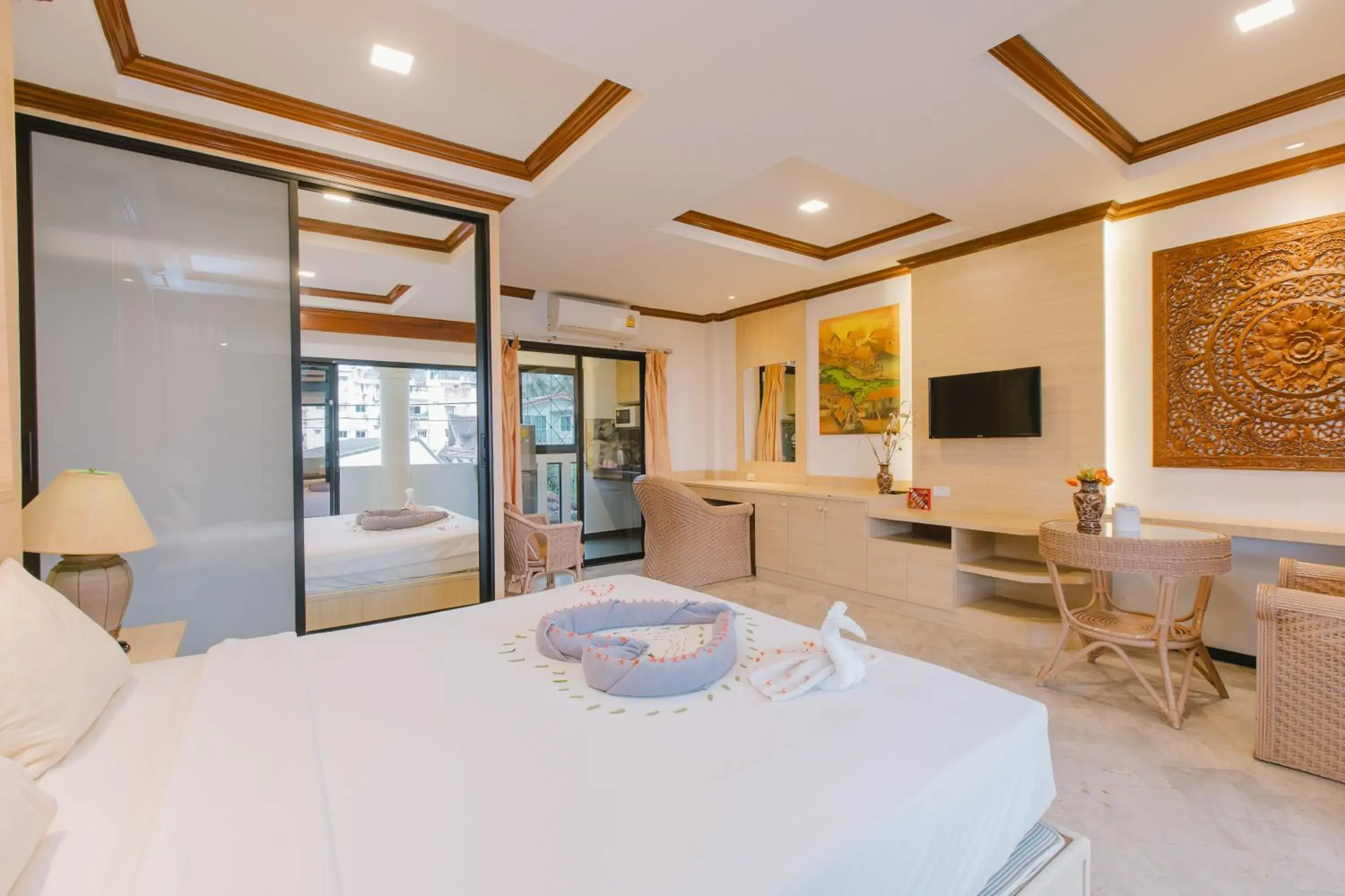 Photo of the whole room, Bed in Royal Prince Residence, Patong Beach Photo of the whole room, Bed in Royal Prince Residence, Patong Beach