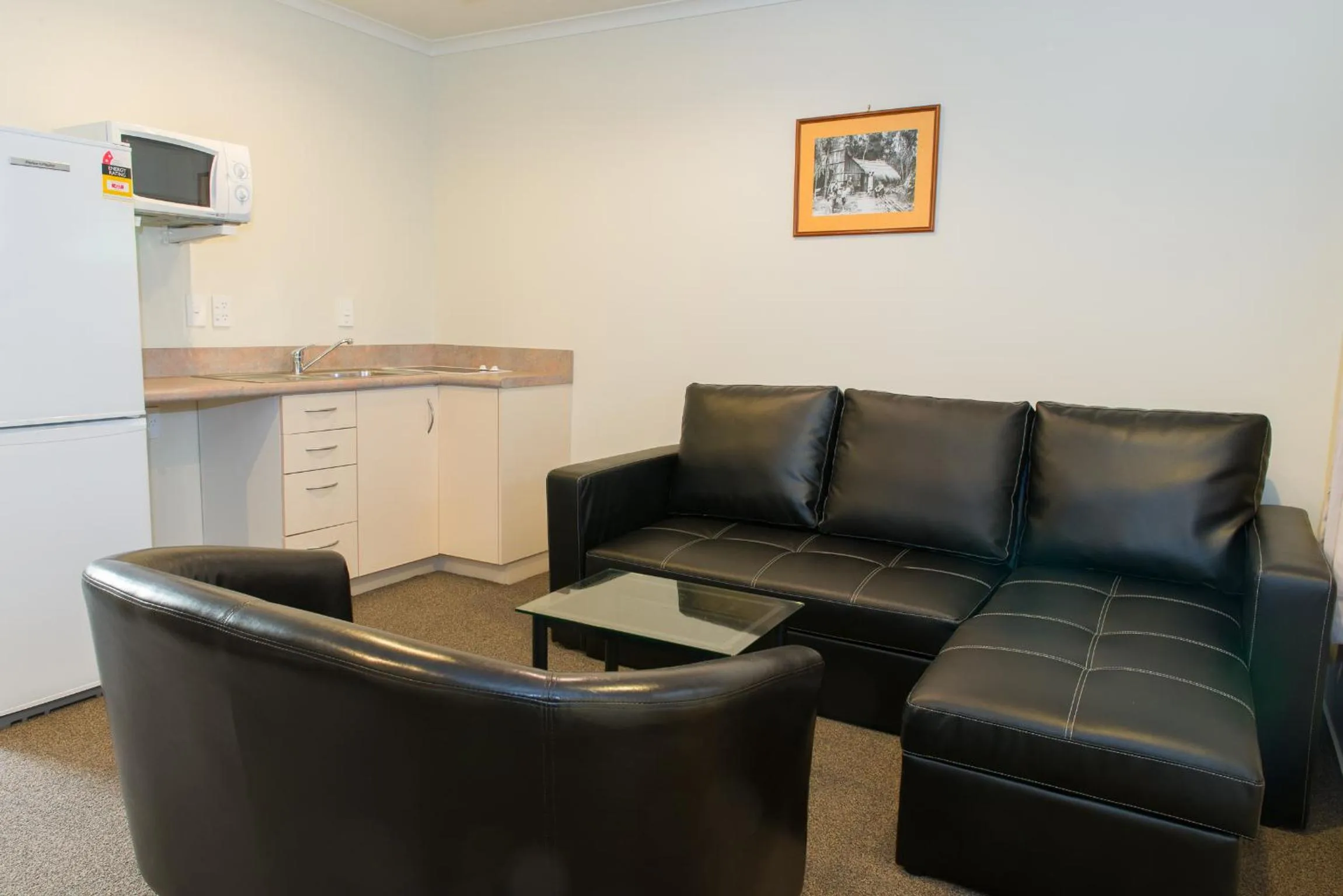 Coffee/tea facilities in Hamilton Settlers Motor lodge