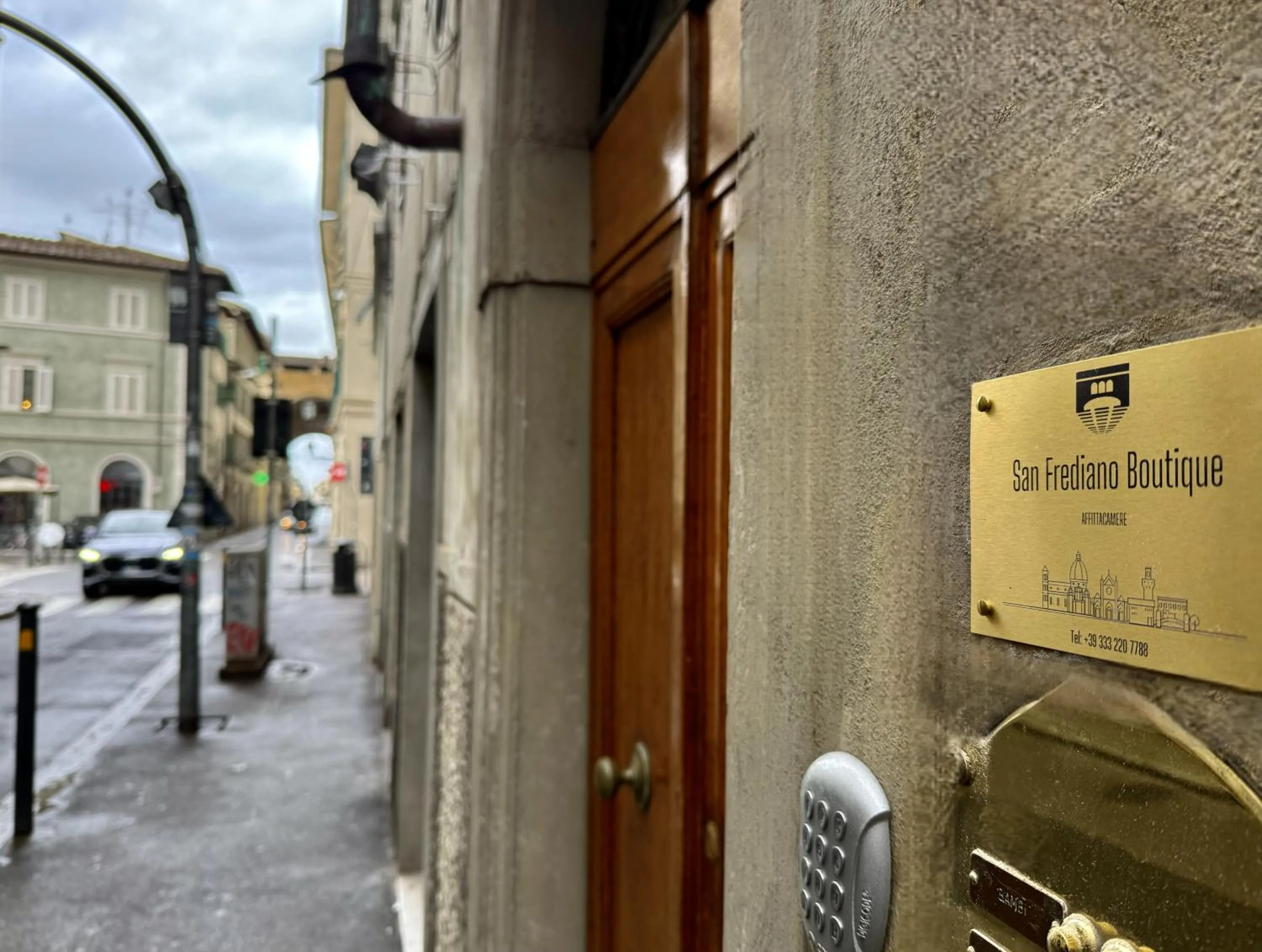 Property building in San Frediano Boutique