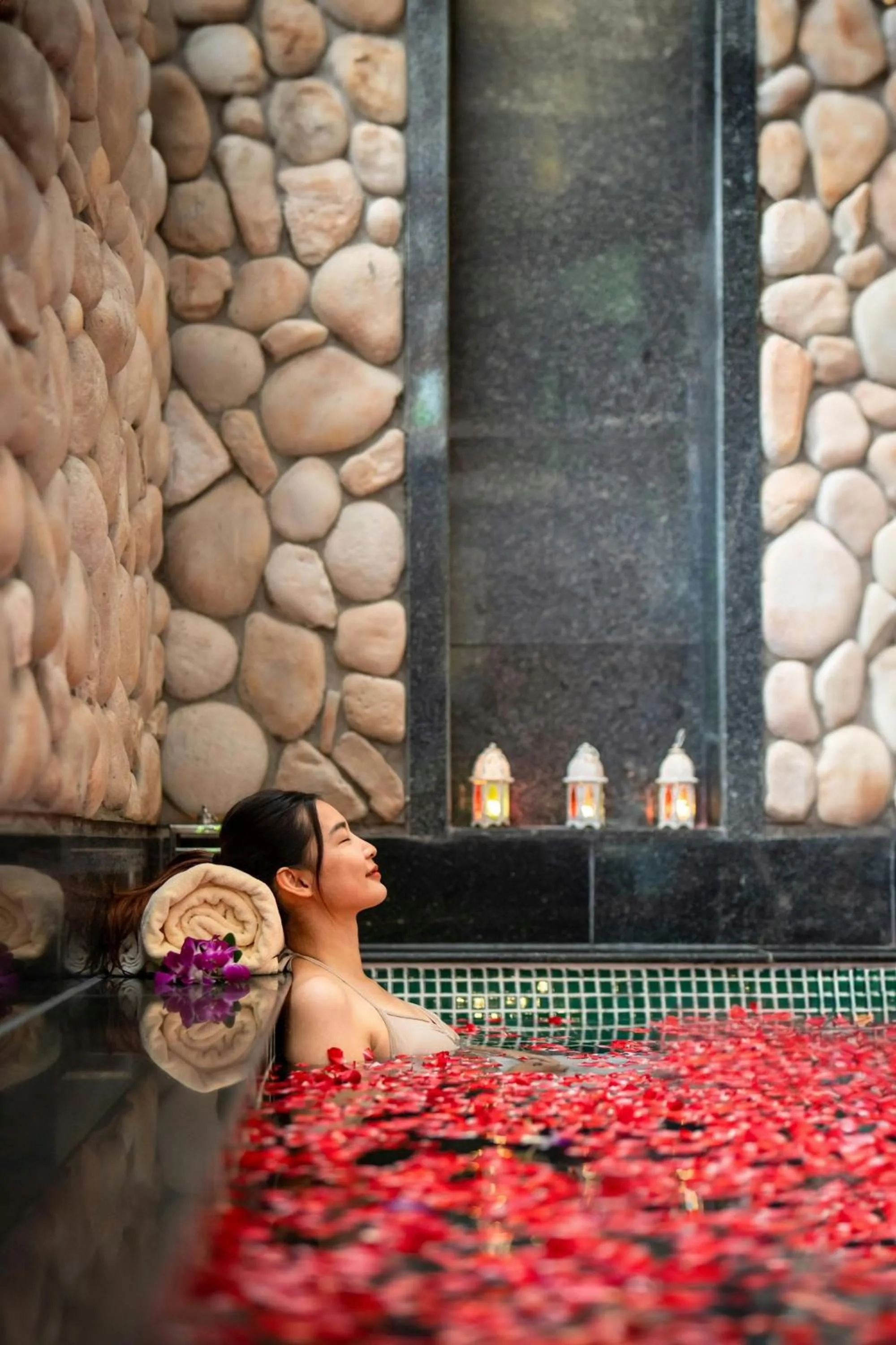 Swimming pool in Phuket Marriott Resort & Spa, Merlin Beach