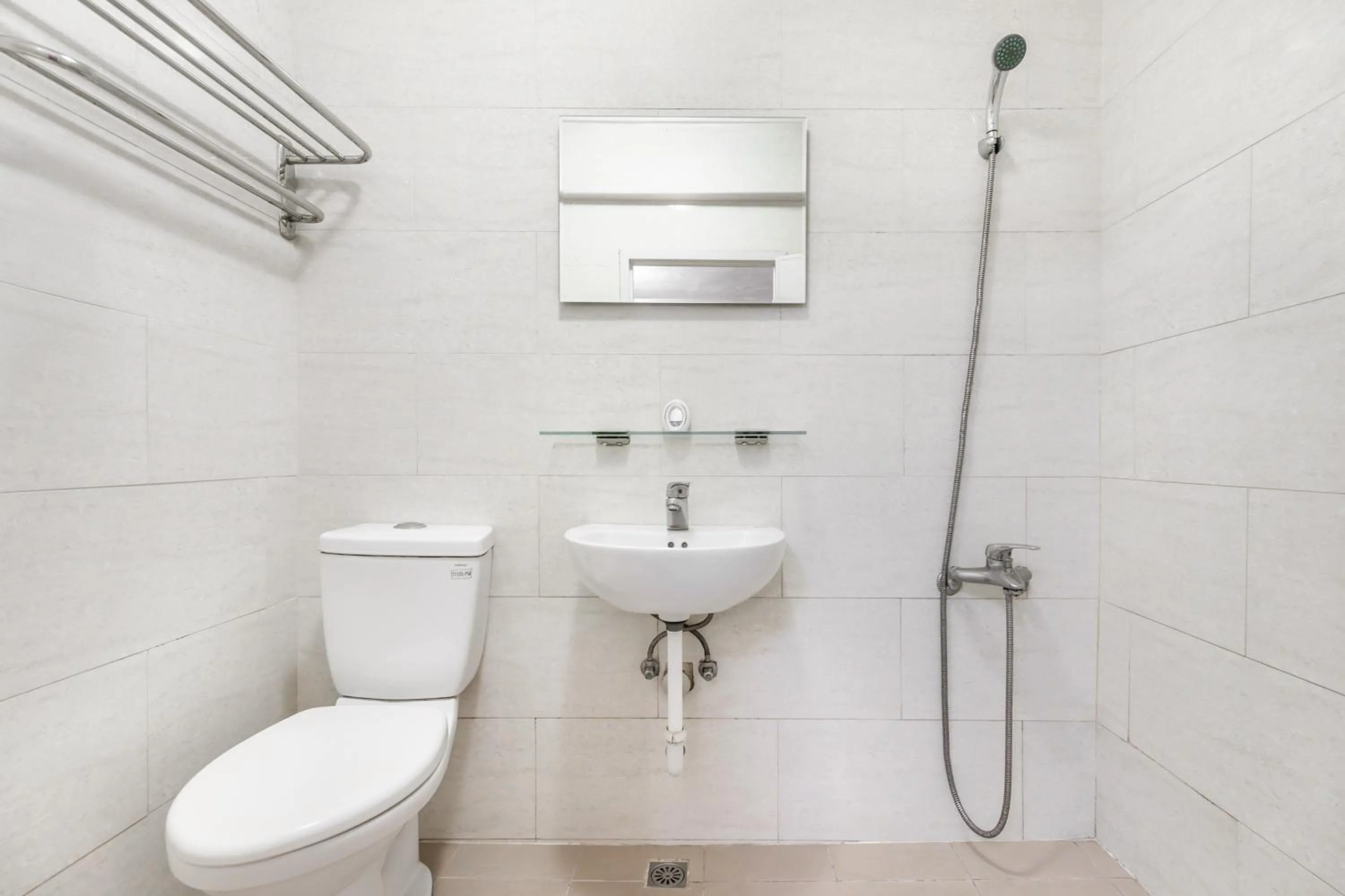 Shower in Rich House B&B