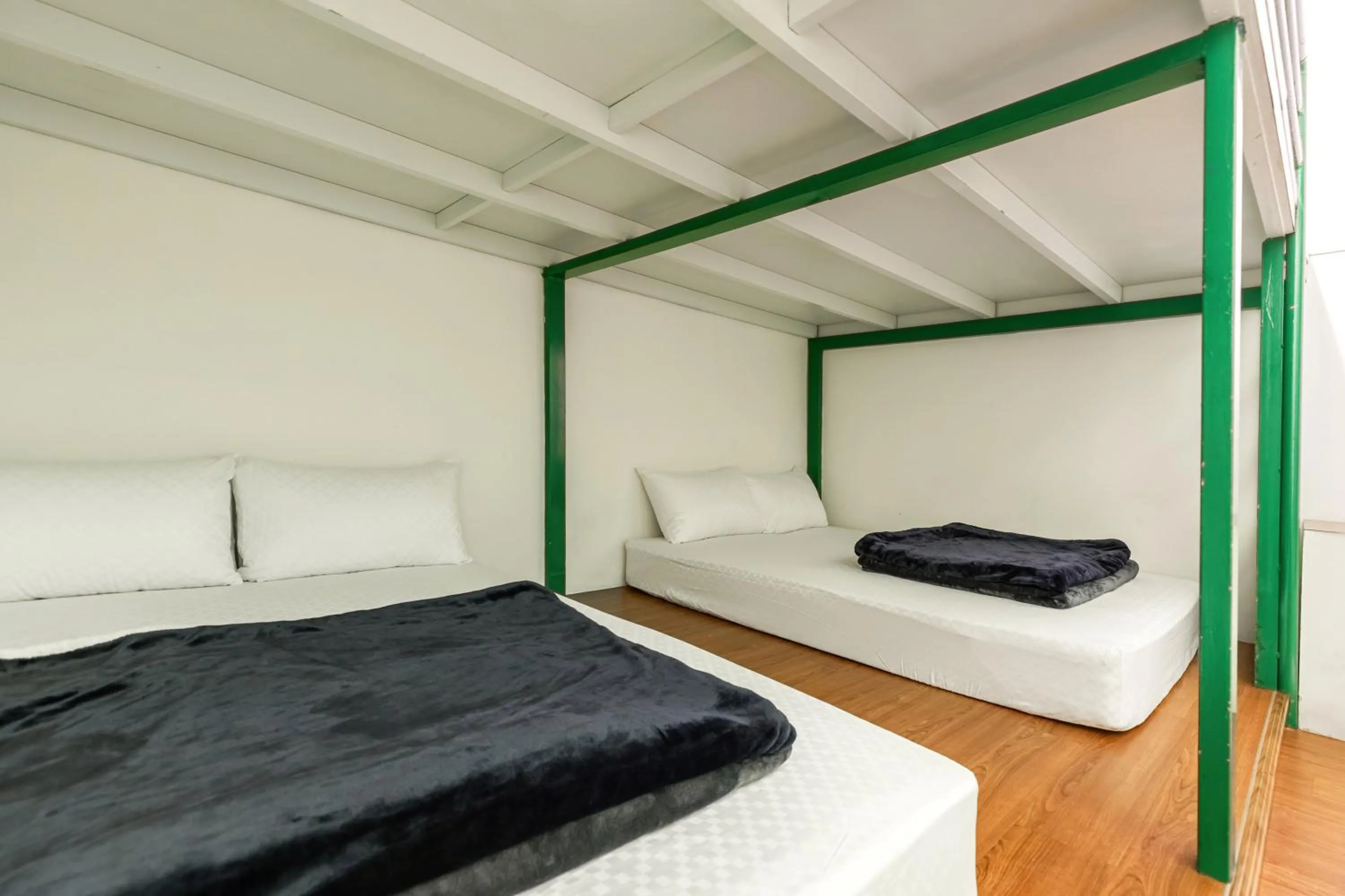 Bed in Rich House B&B