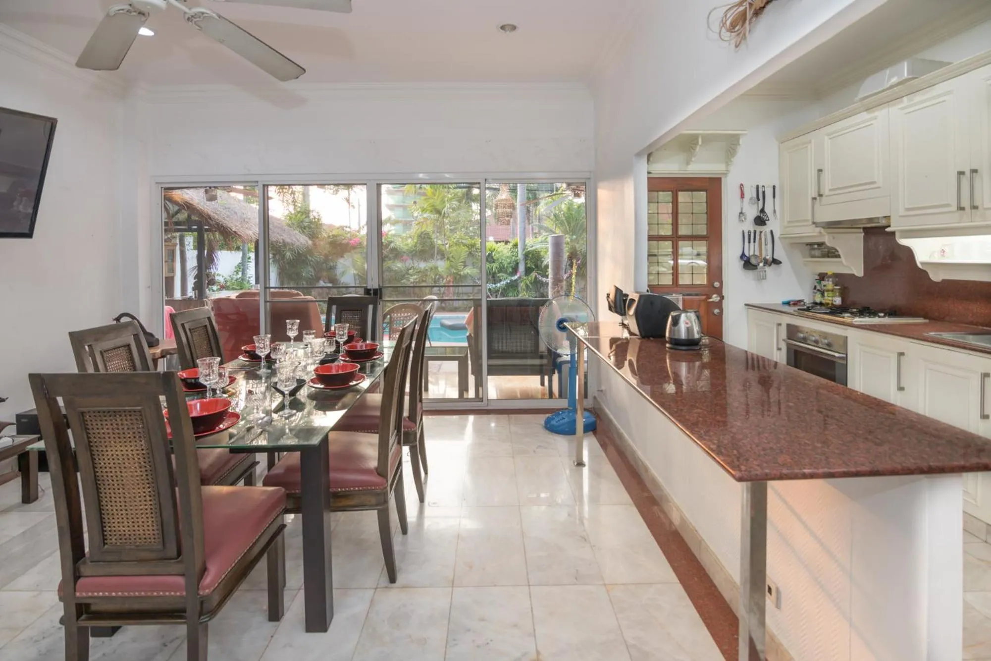 Kitchen or kitchenette in Siri Villas Pattaya