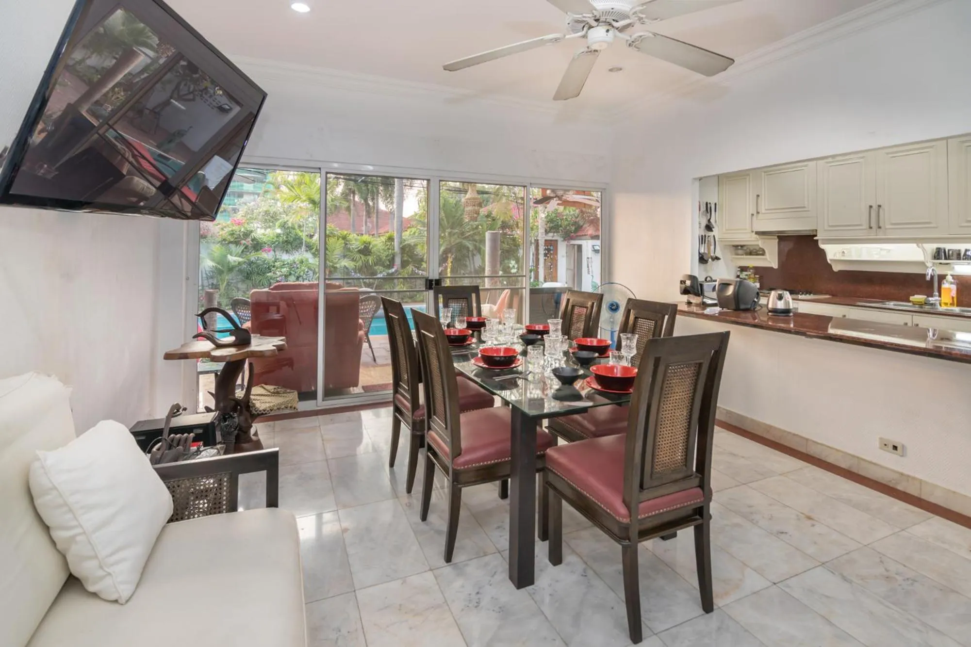 TV and multimedia in Siri Villas Pattaya