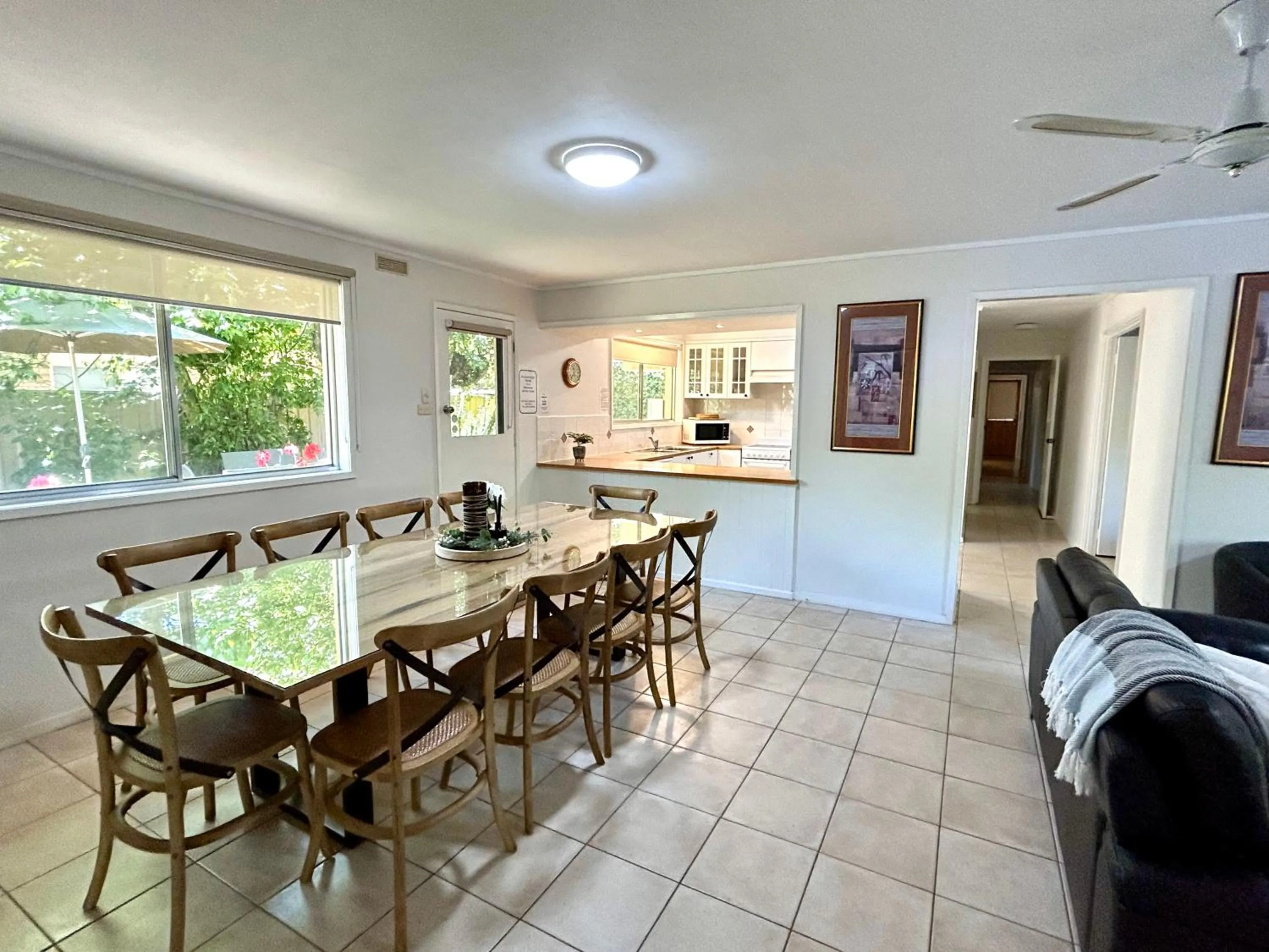 Living room in Adina Lodge Holiday Apartments