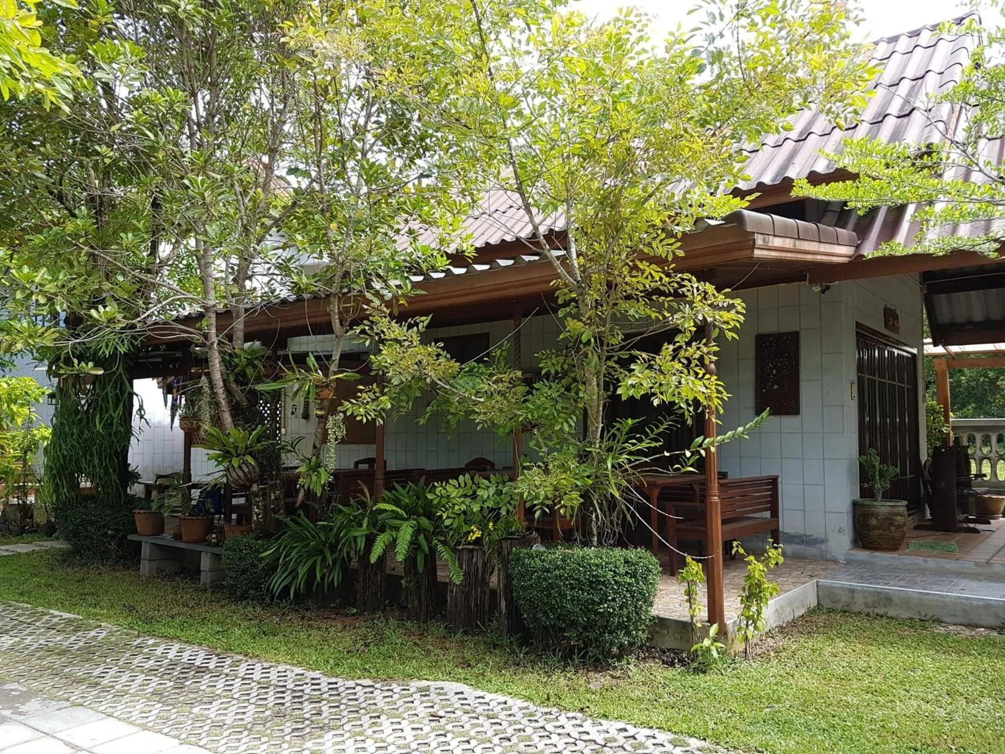 Asiana House