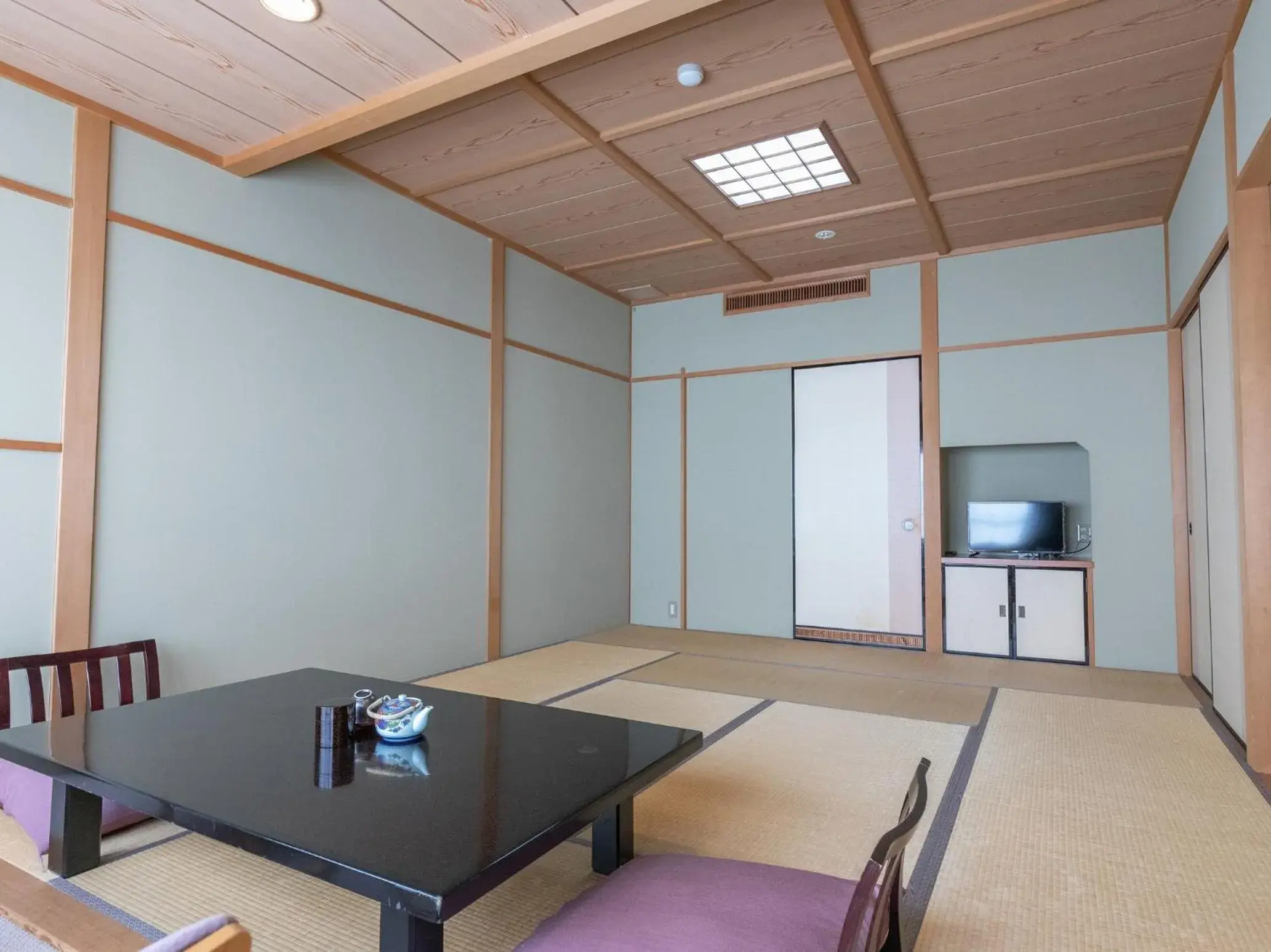 Japanese-Style Quadruple Room - Non-Smoking in Tabist Kazeyuki Japanese-Style Quadruple Room - Non-Smoking in Tabist Kazeyuki