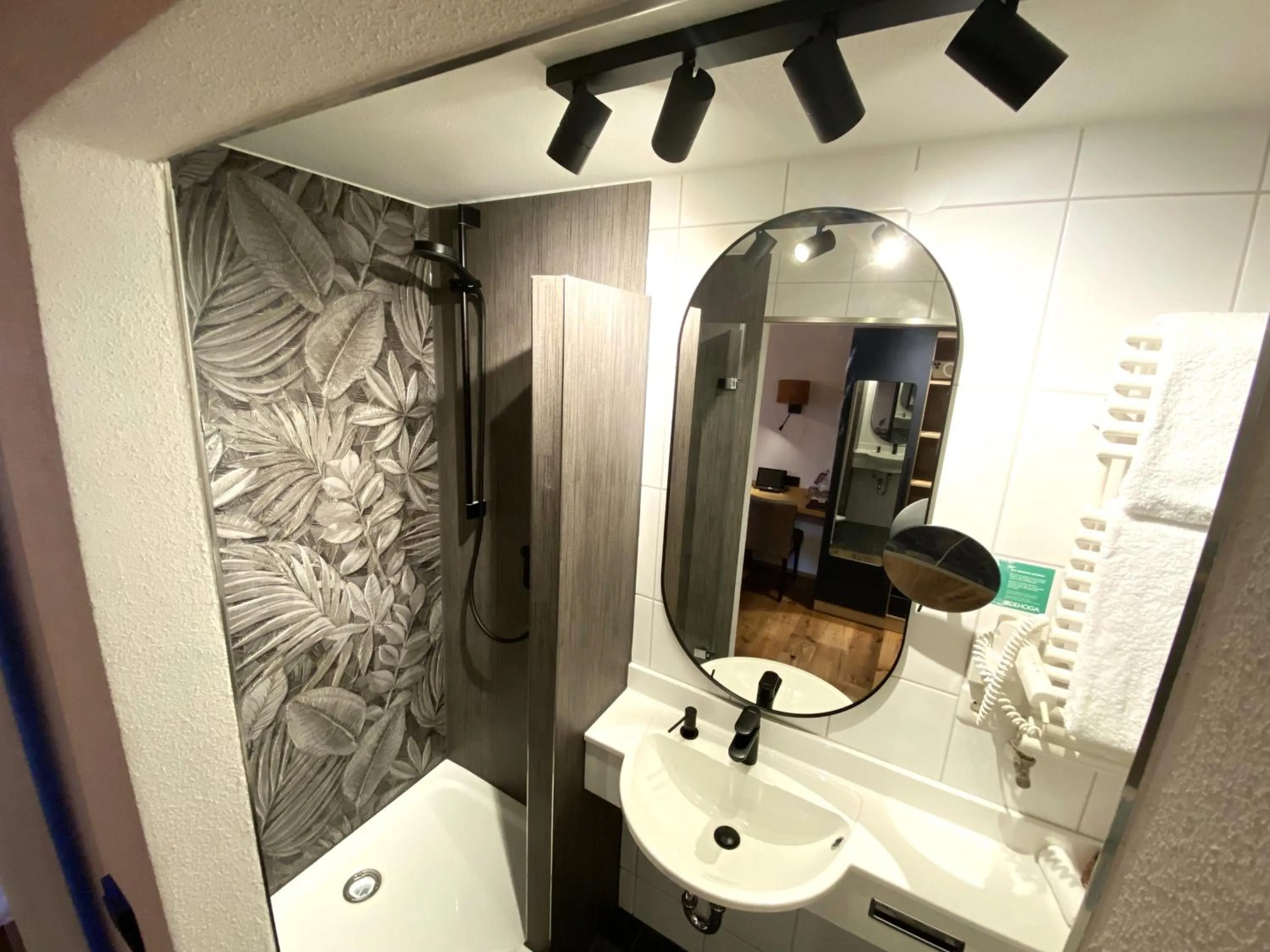 Bathroom in Boutique - Hotel Zum Schloss
