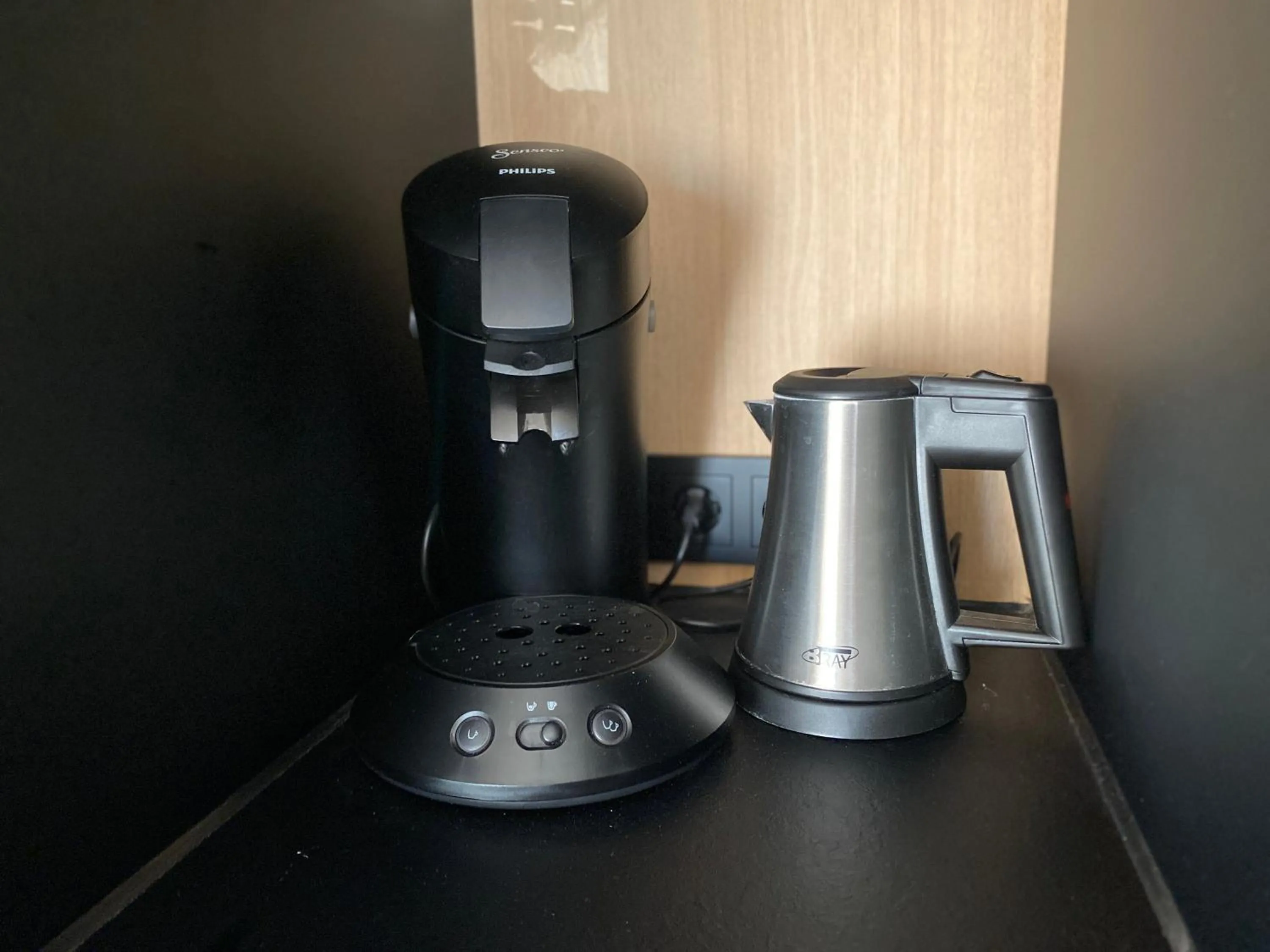 Coffee/tea facilities in Boutique - Hotel Zum Schloss