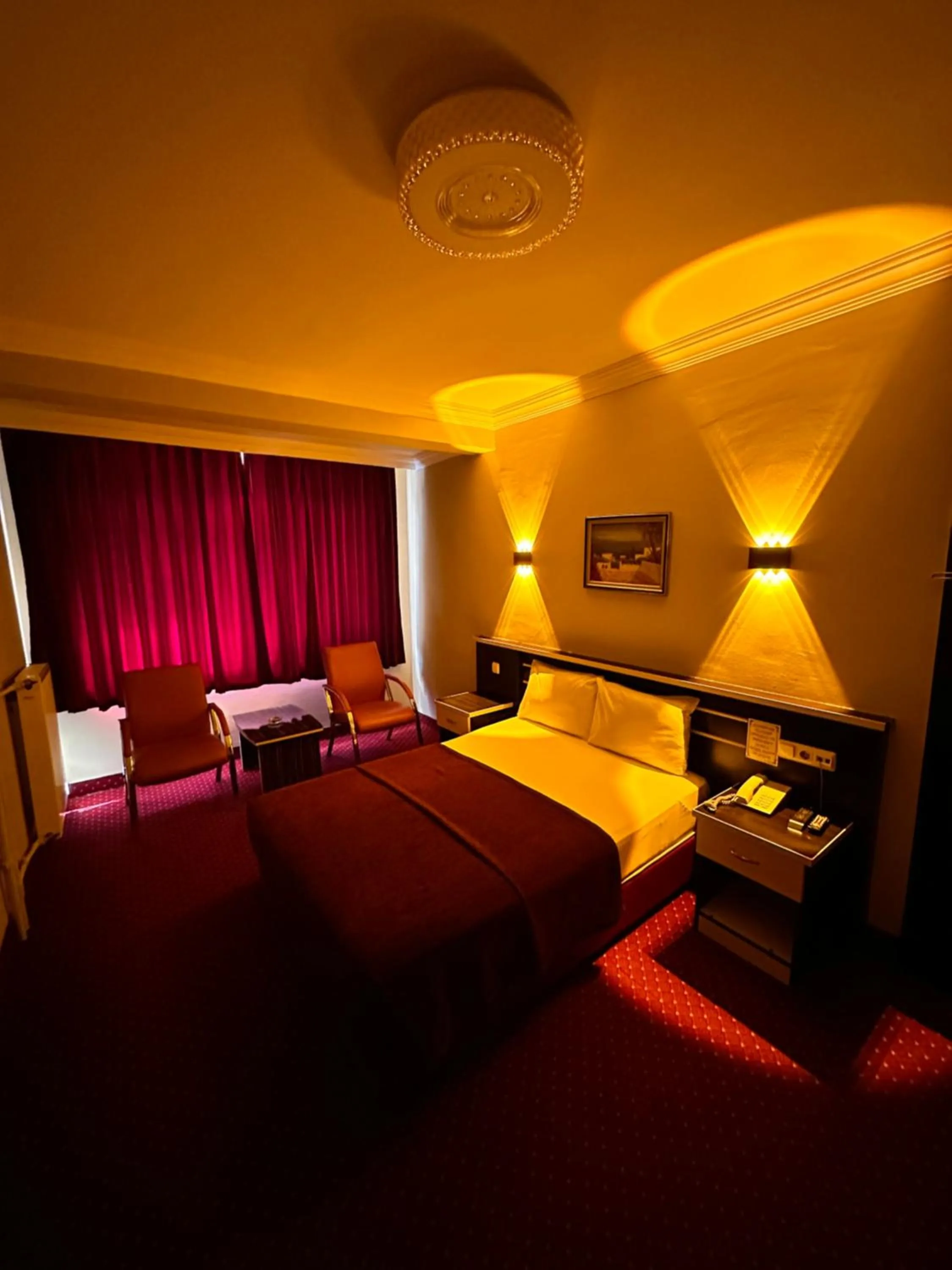 Bed in Minabir Otel