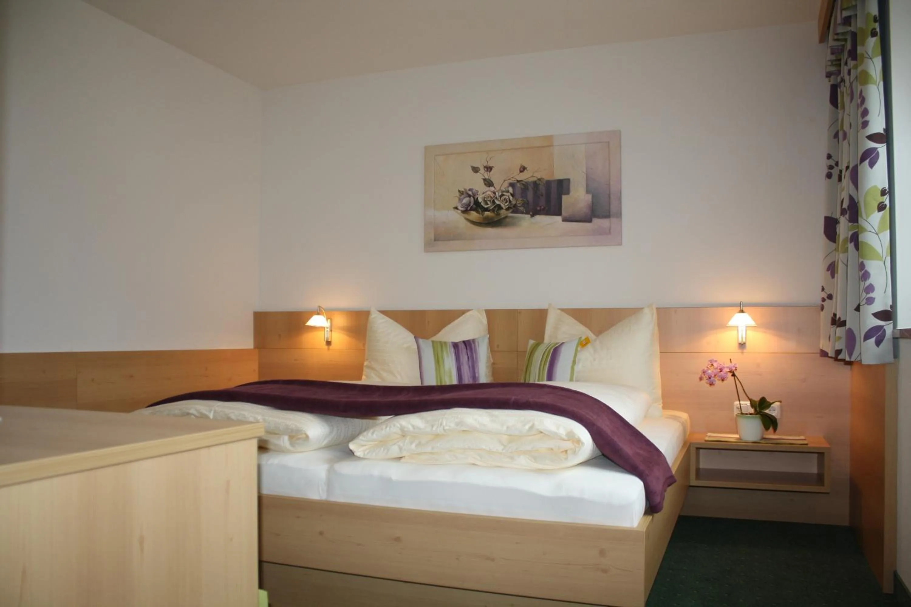 Bed in Zimmervermietung Babsy