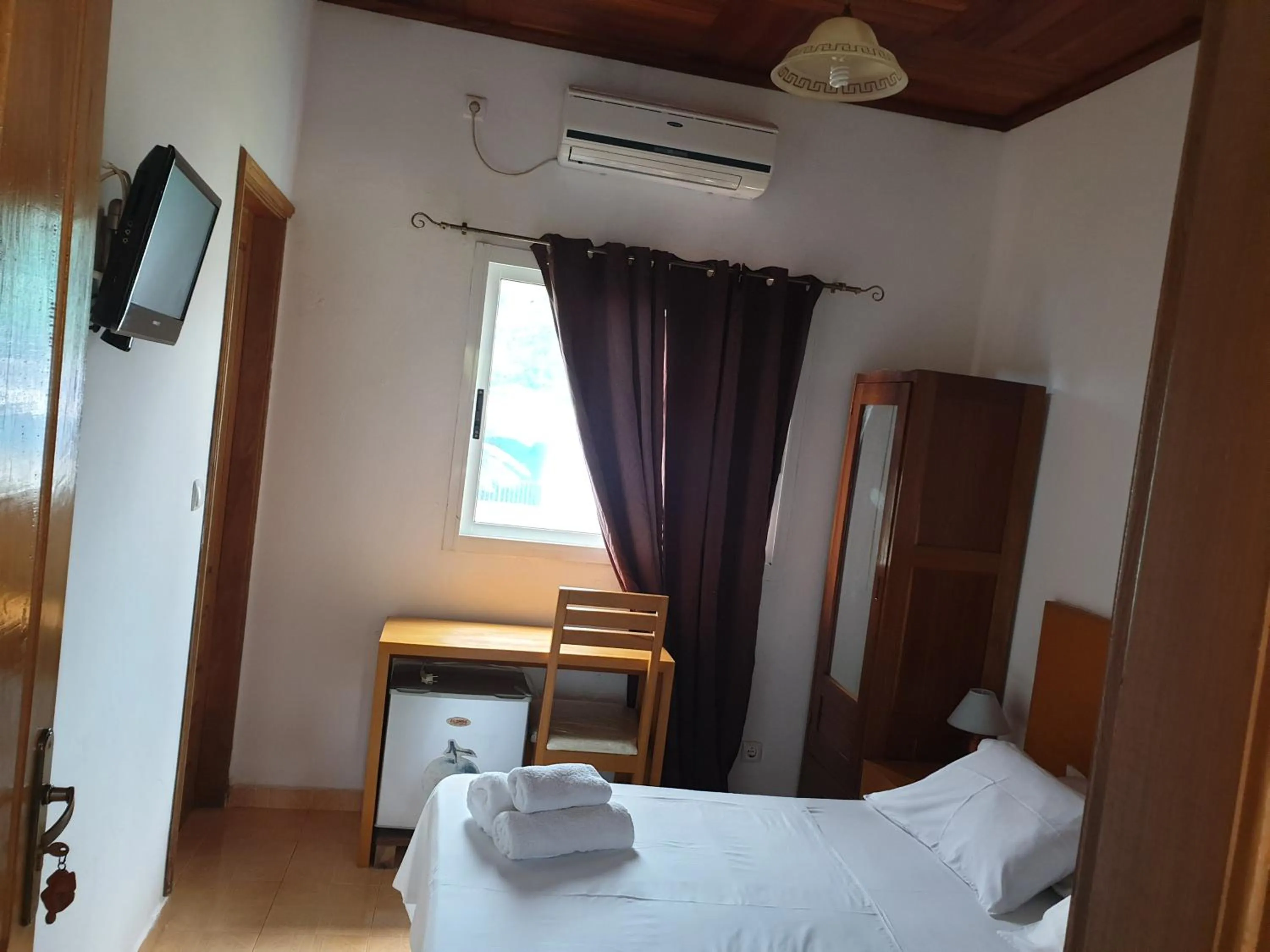 TV and multimedia, Bed in Residencial Mira Rio