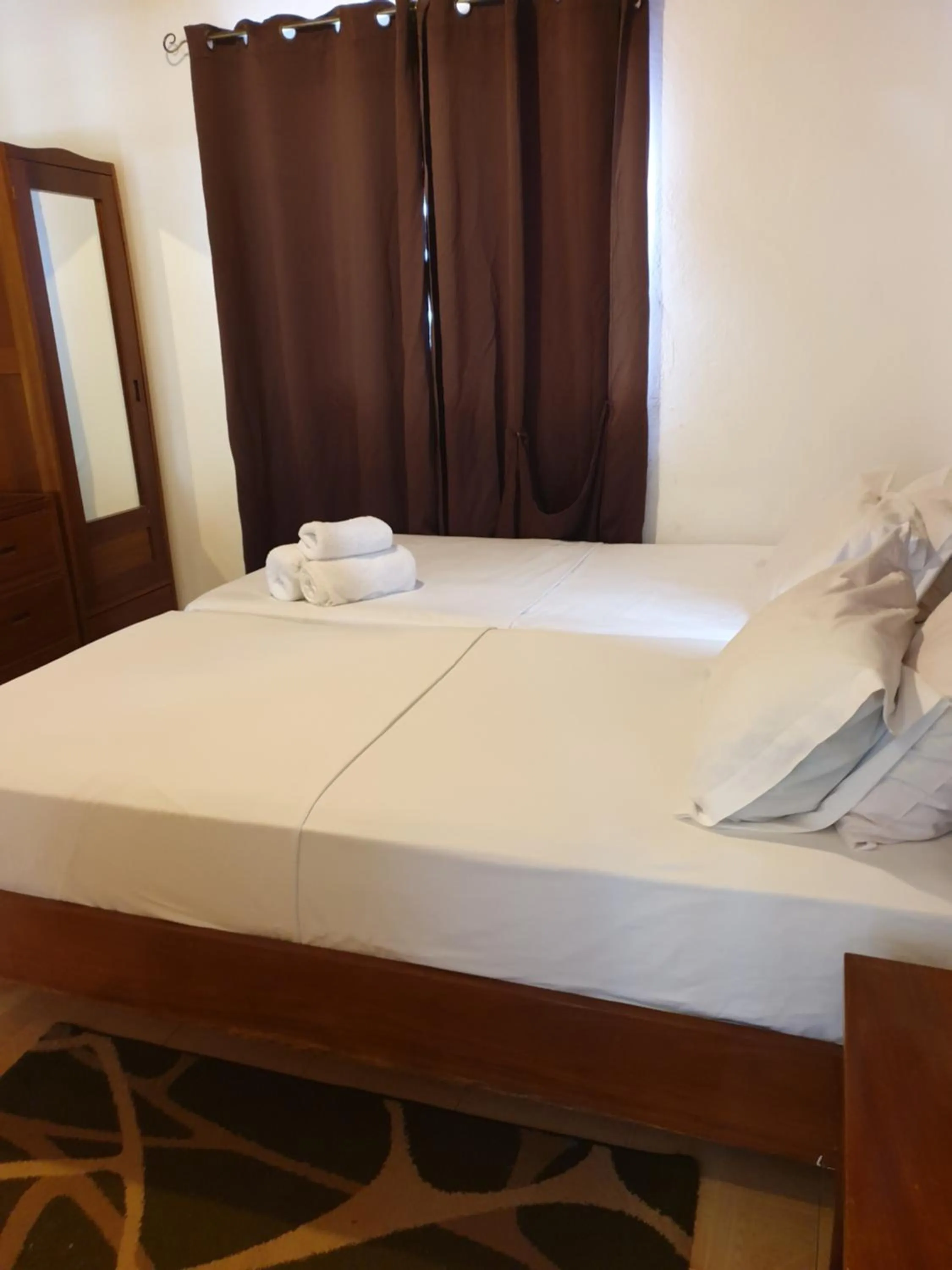 Bed in Residencial Mira Rio