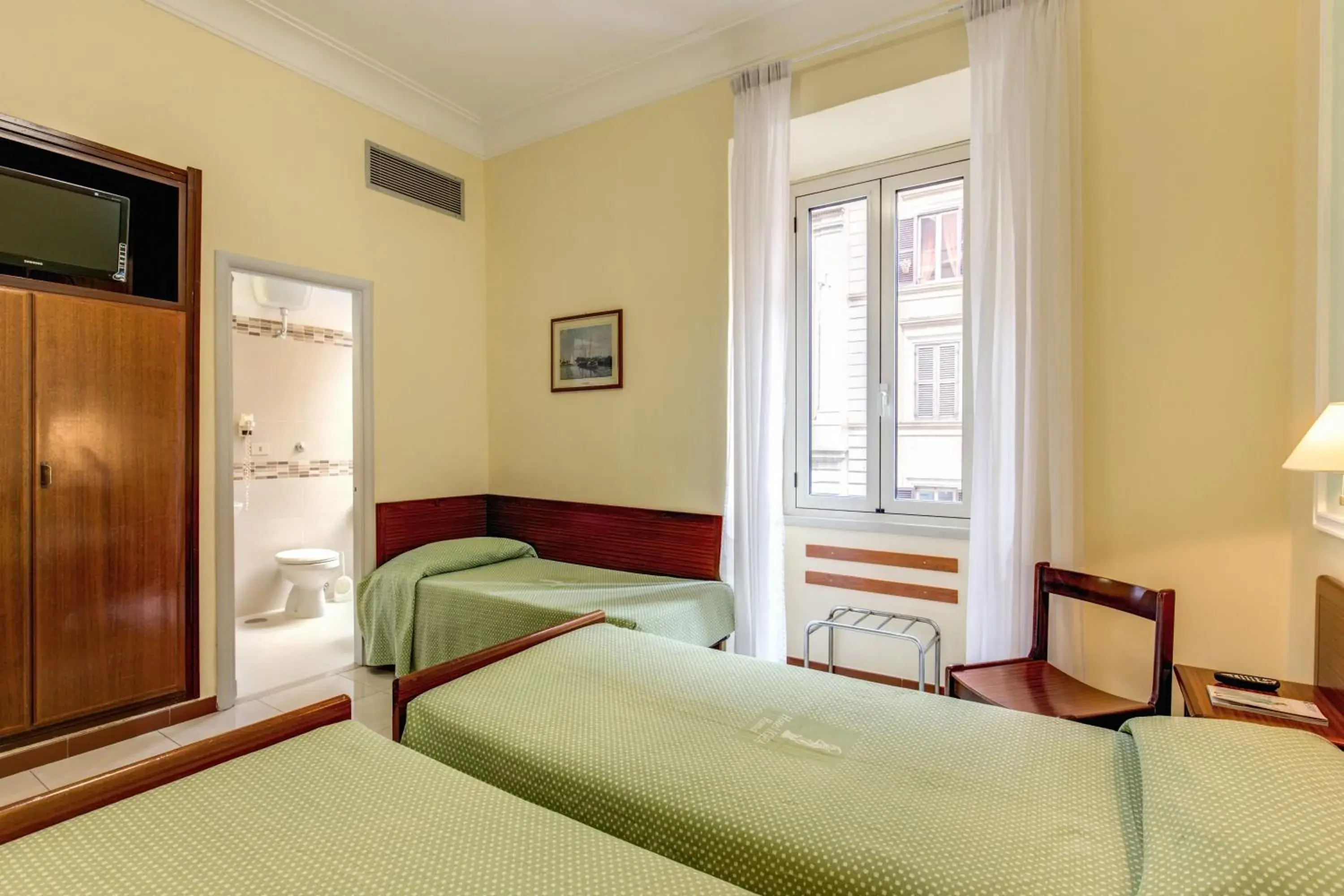 Day, Bed in Hotel Igea Day, Bed in Hotel Igea