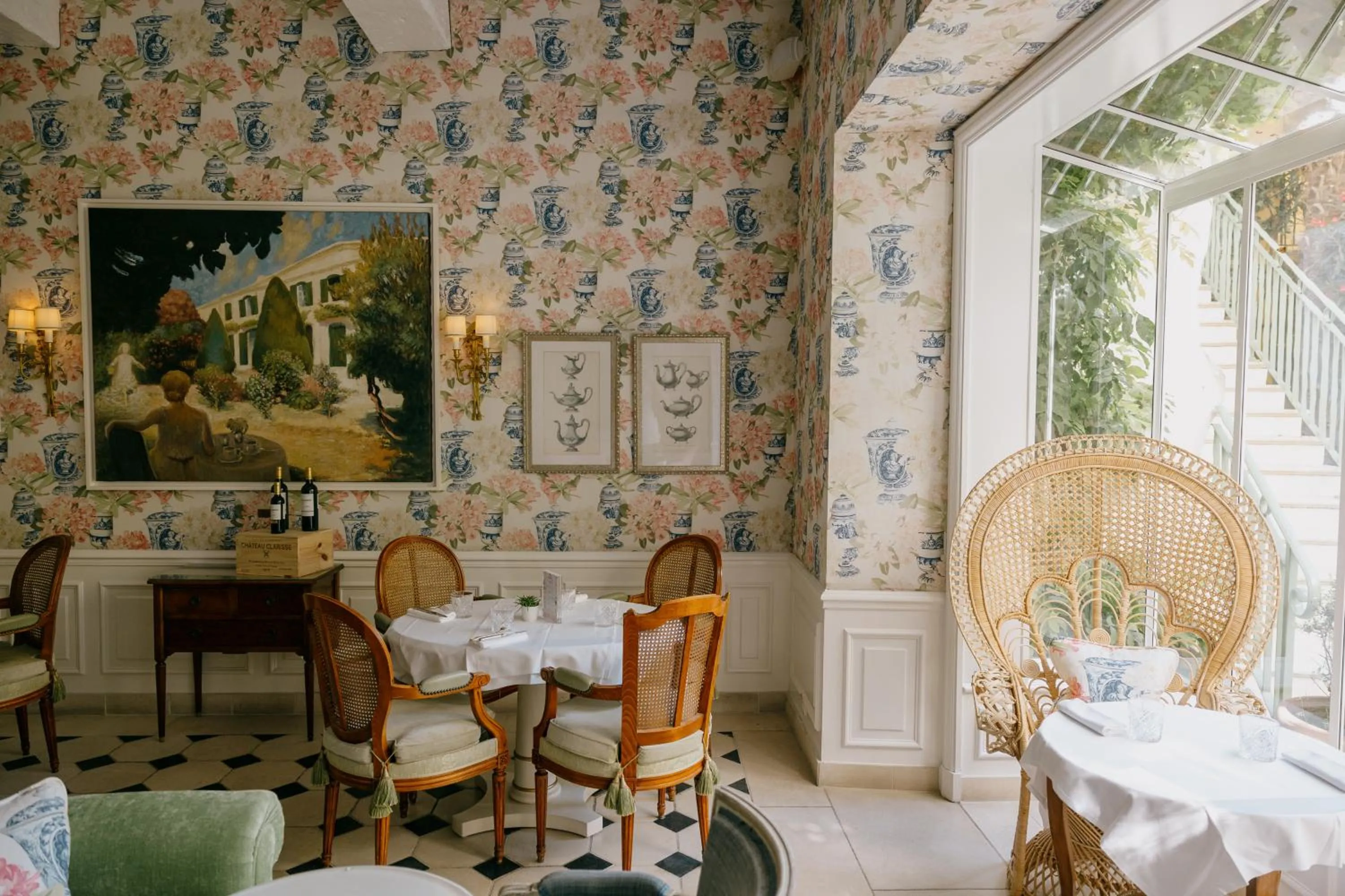 Lounge or bar in Hôtel de Toiras