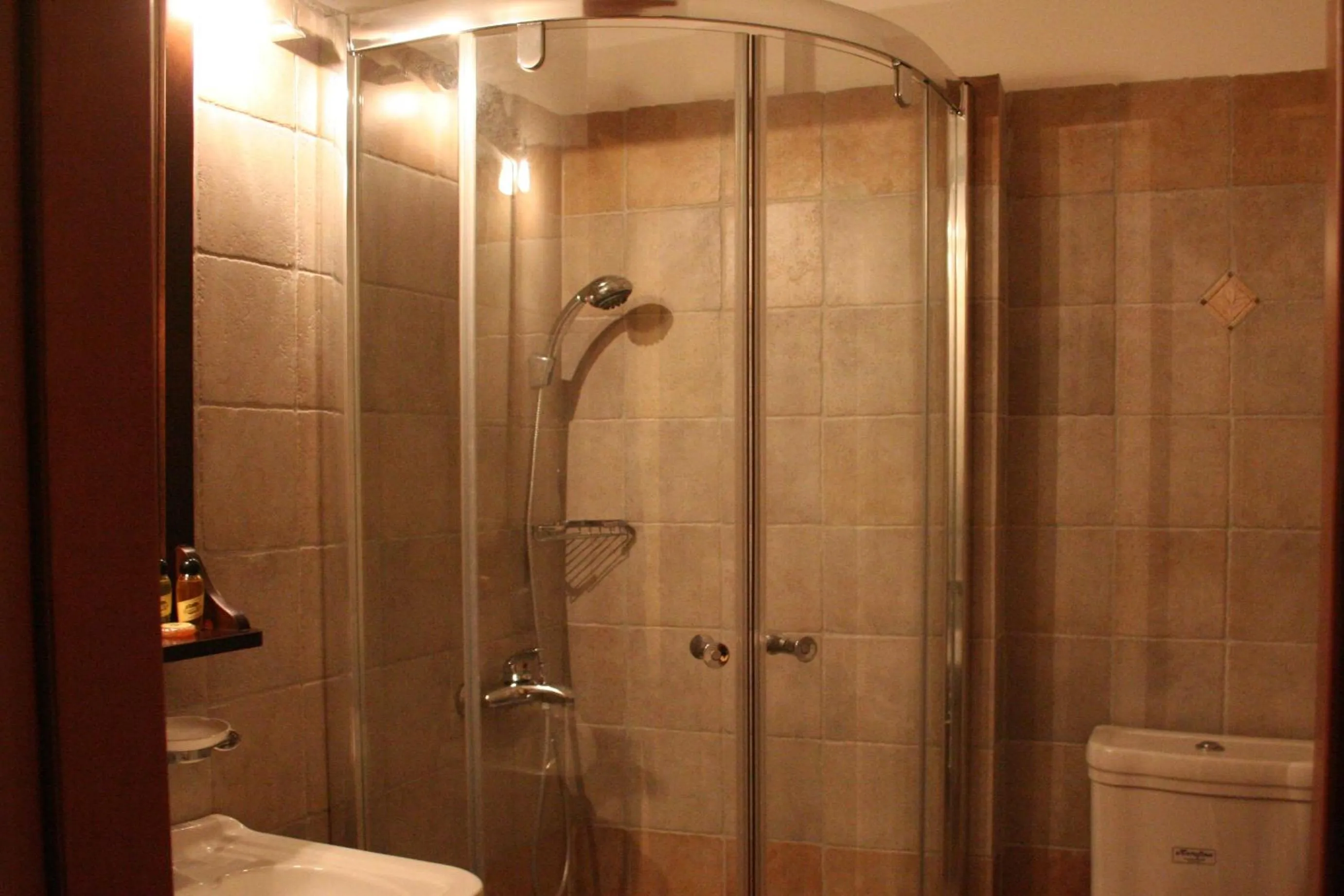 Bathroom in Karyatis Resort