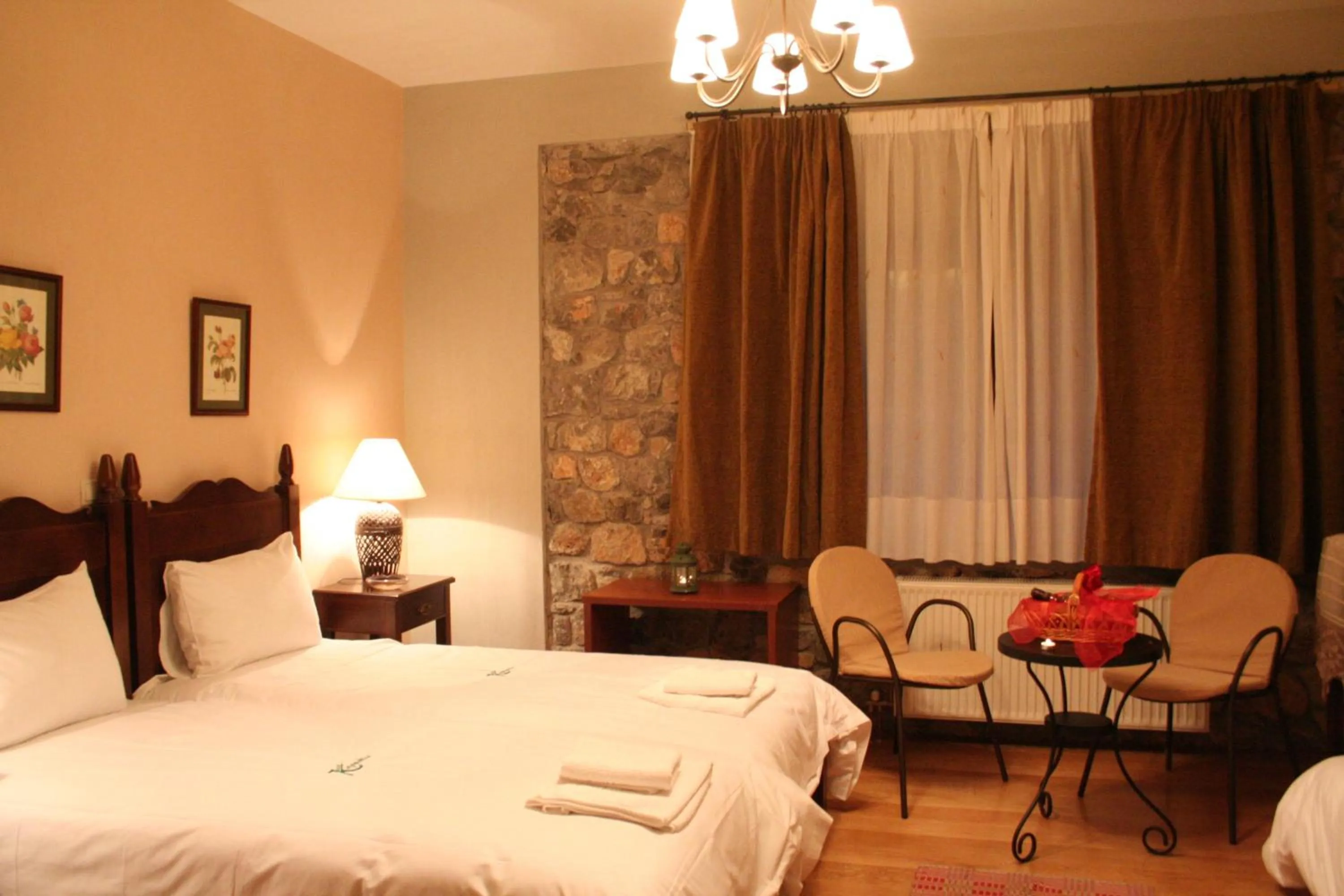 Bed in Karyatis Resort