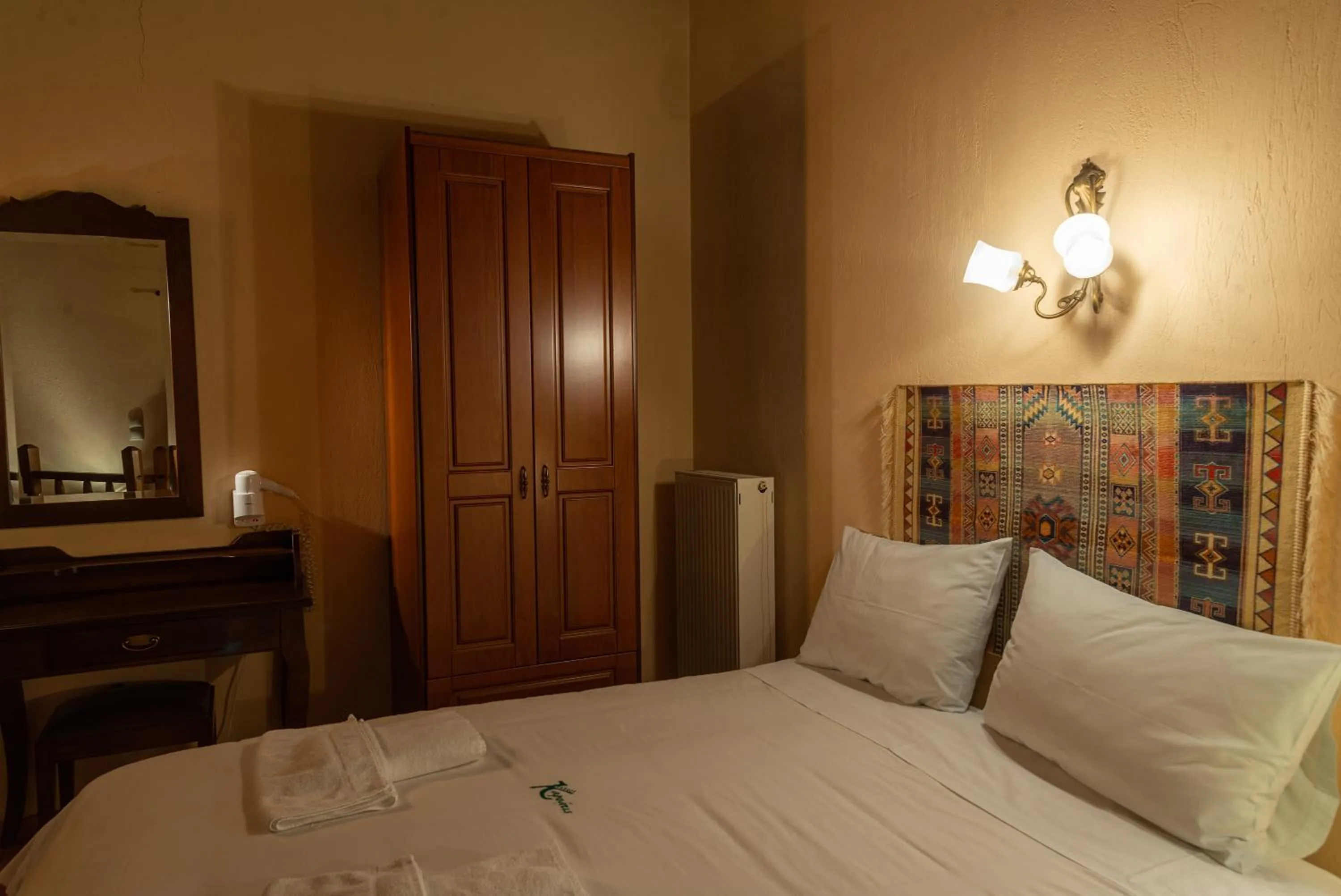 Bedroom, Bed in Karyatis Resort