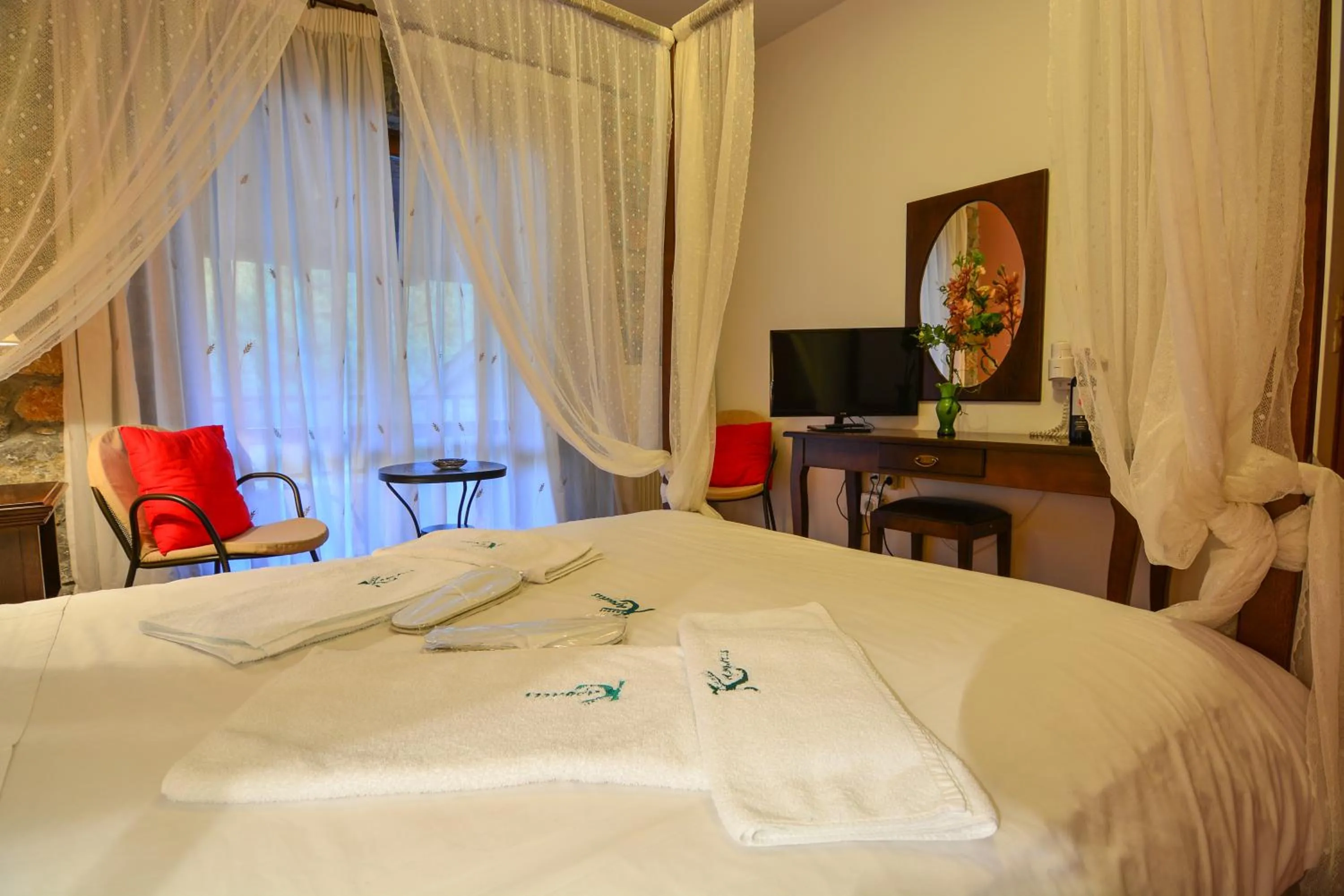 Bedroom, Bed in Karyatis Resort