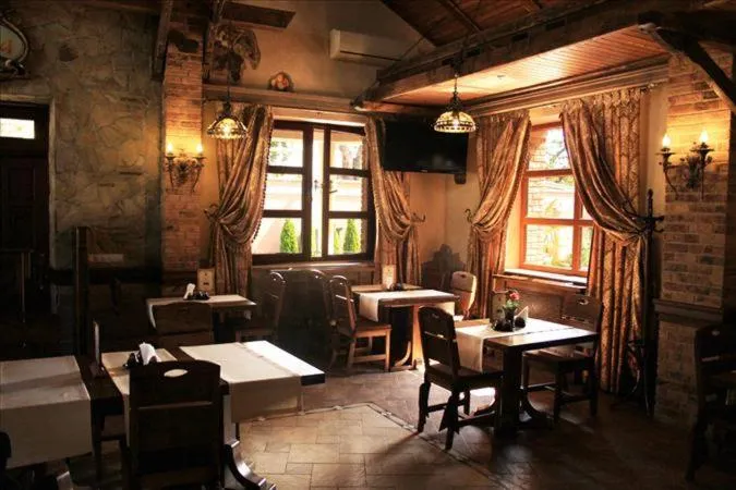 Charda Hotel