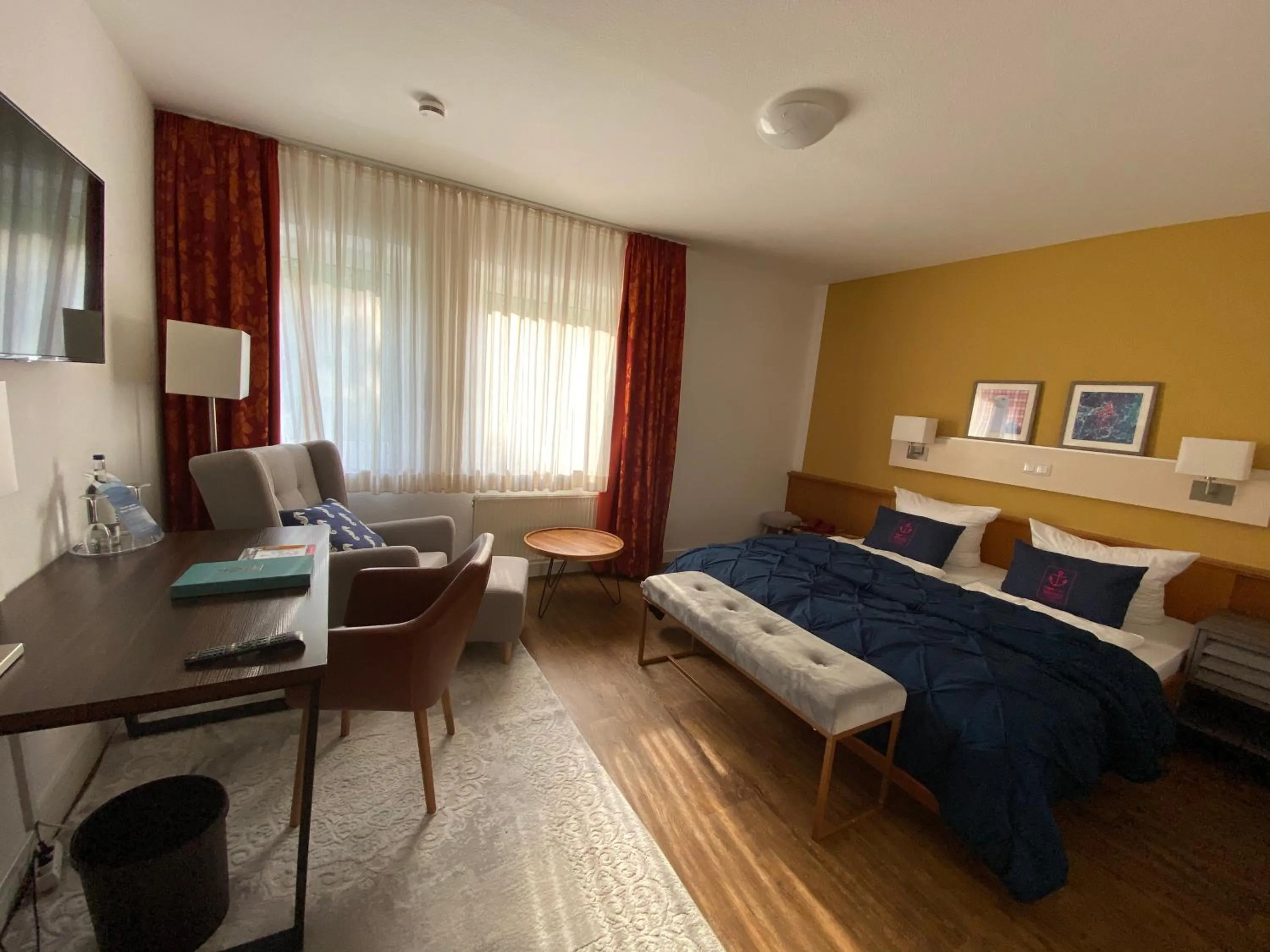 Photo of the whole room, Bed in Hafen Hotel Schützenhof