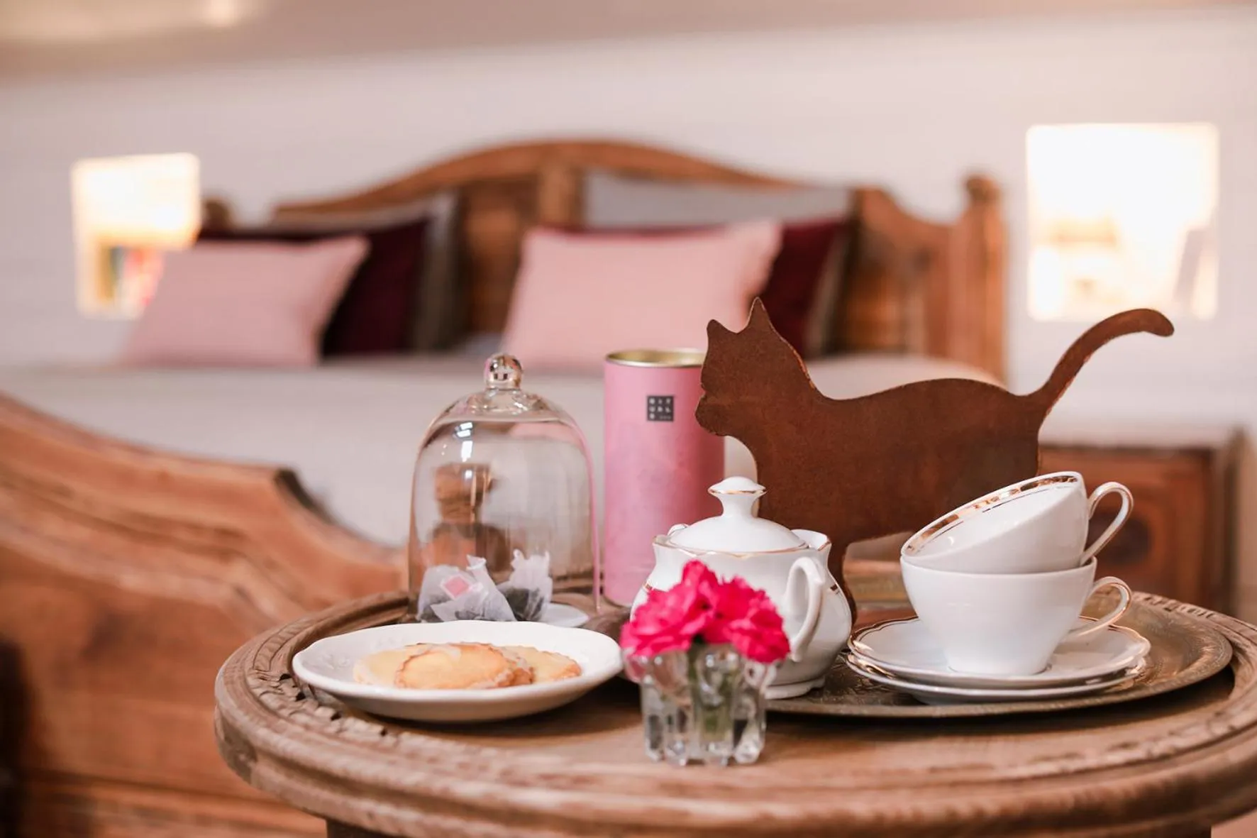 Coffee/tea facilities, Bed in Les Chambres du Chat