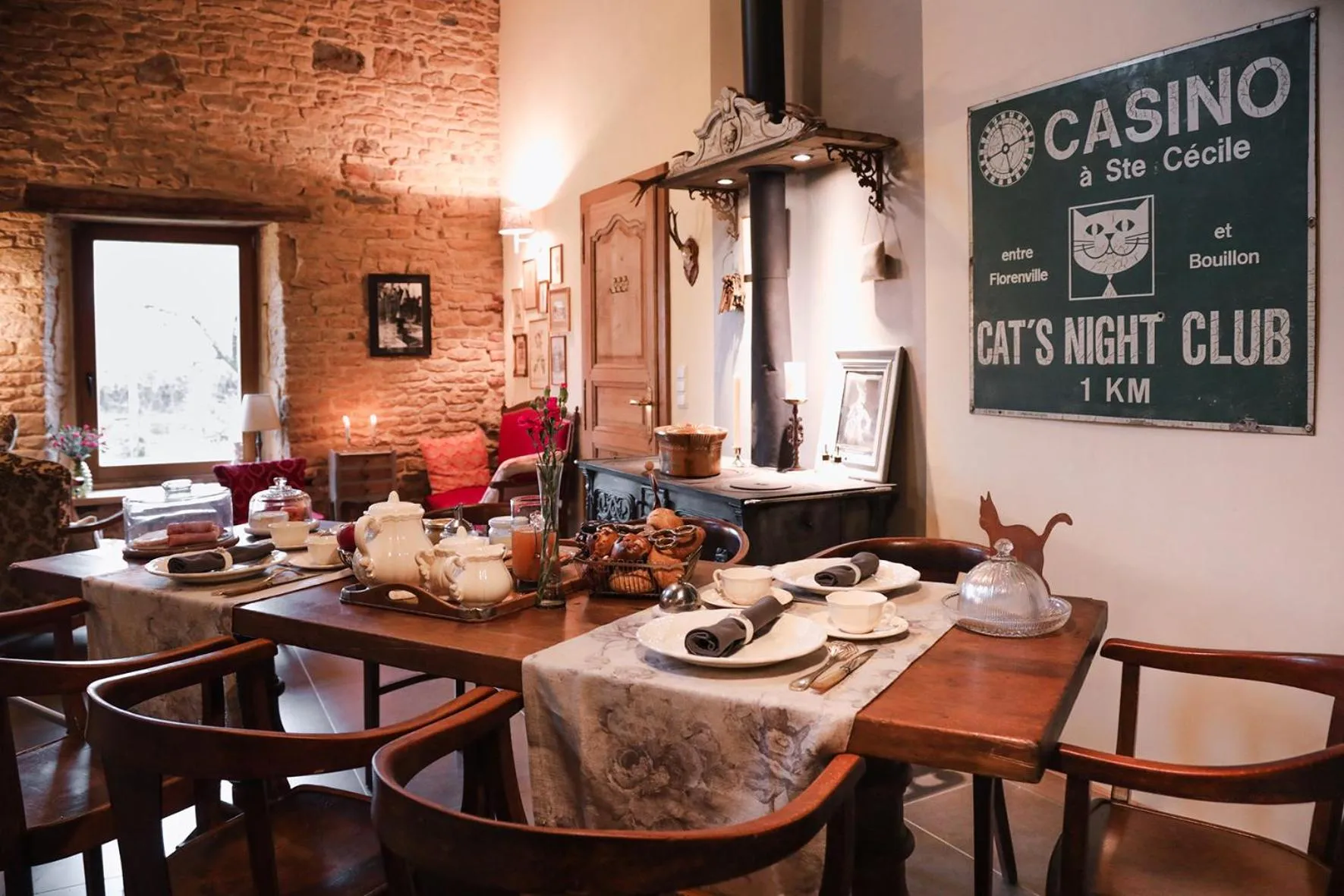 Dining area in Les Chambres du Chat