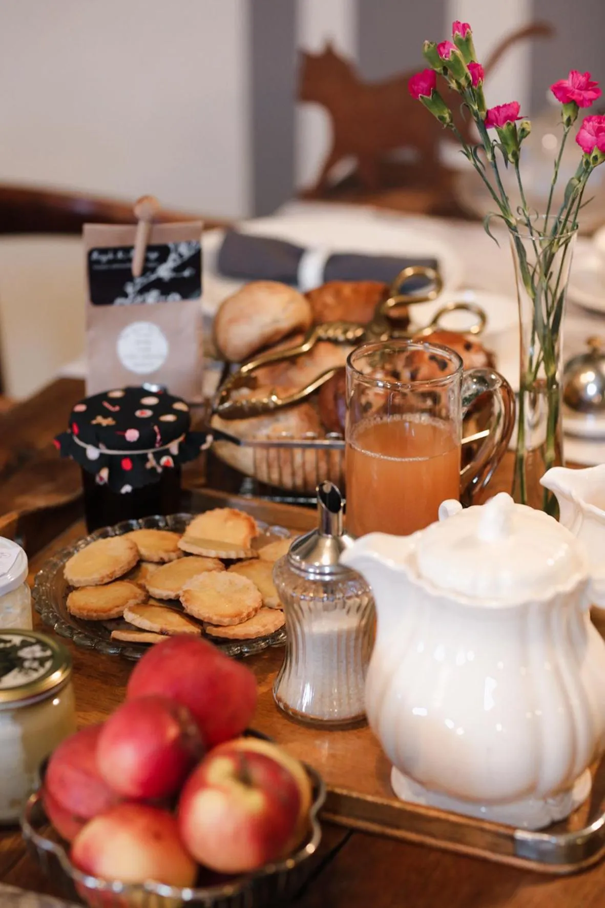 Breakfast in Les Chambres du Chat