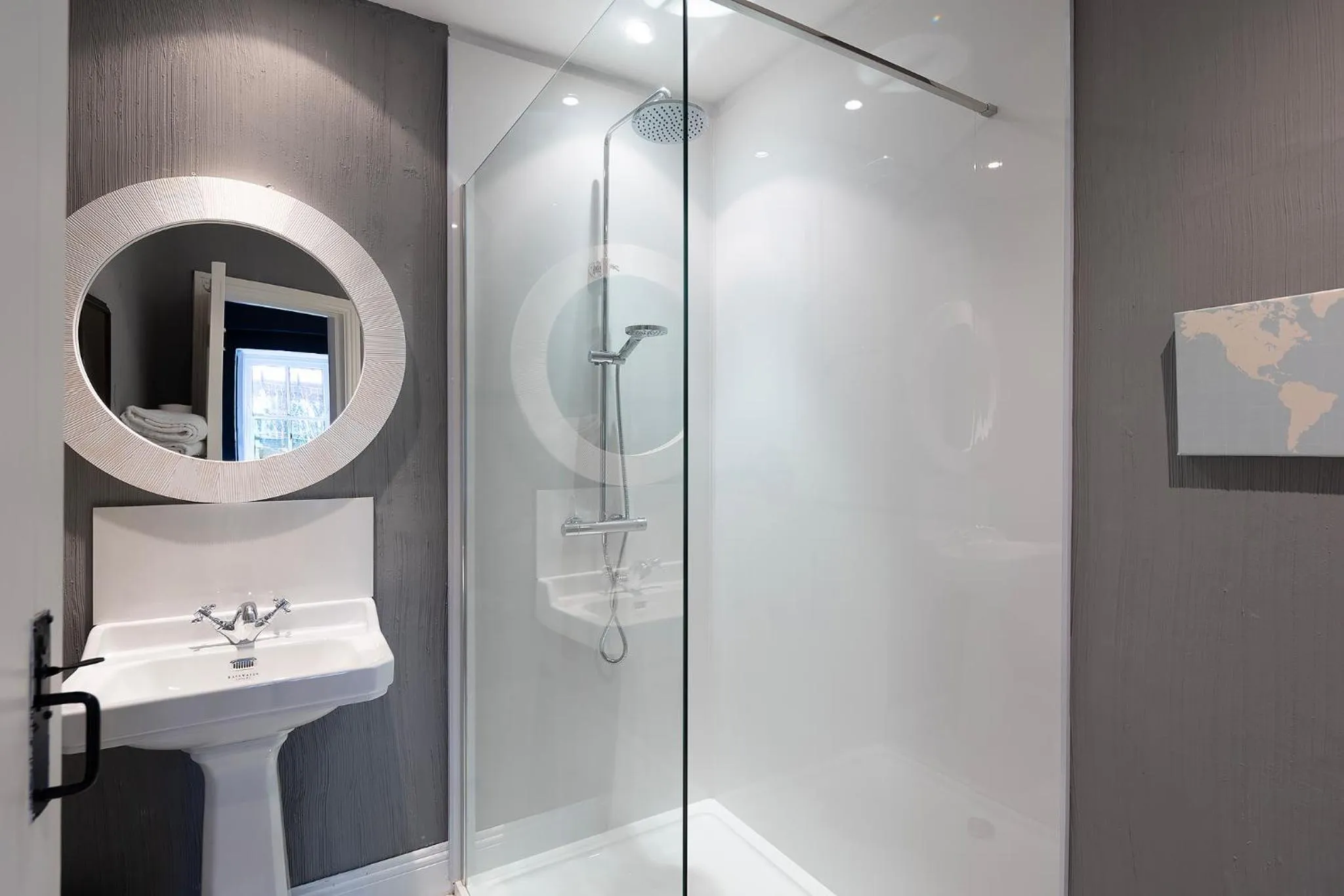 Shower in Barnabrow Country House