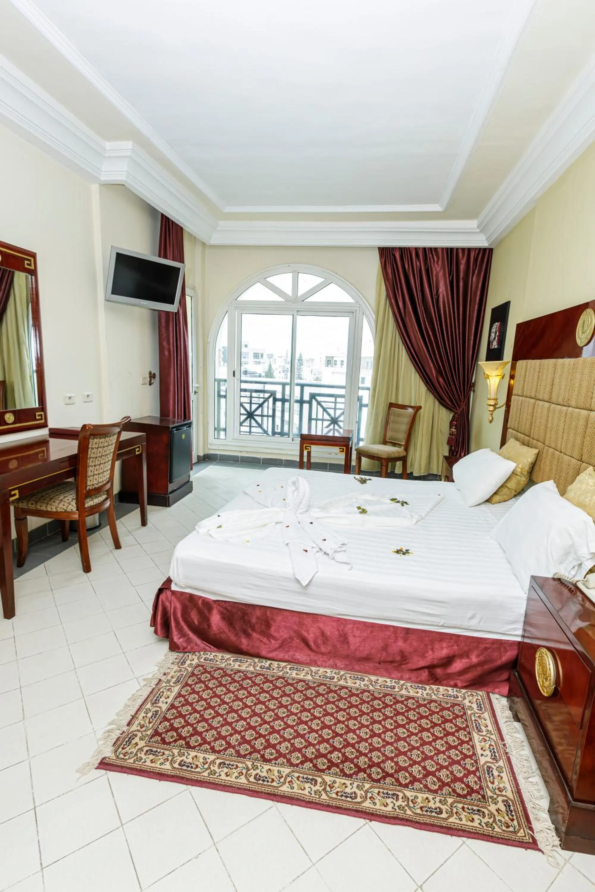 Bed in César Palace Sousse