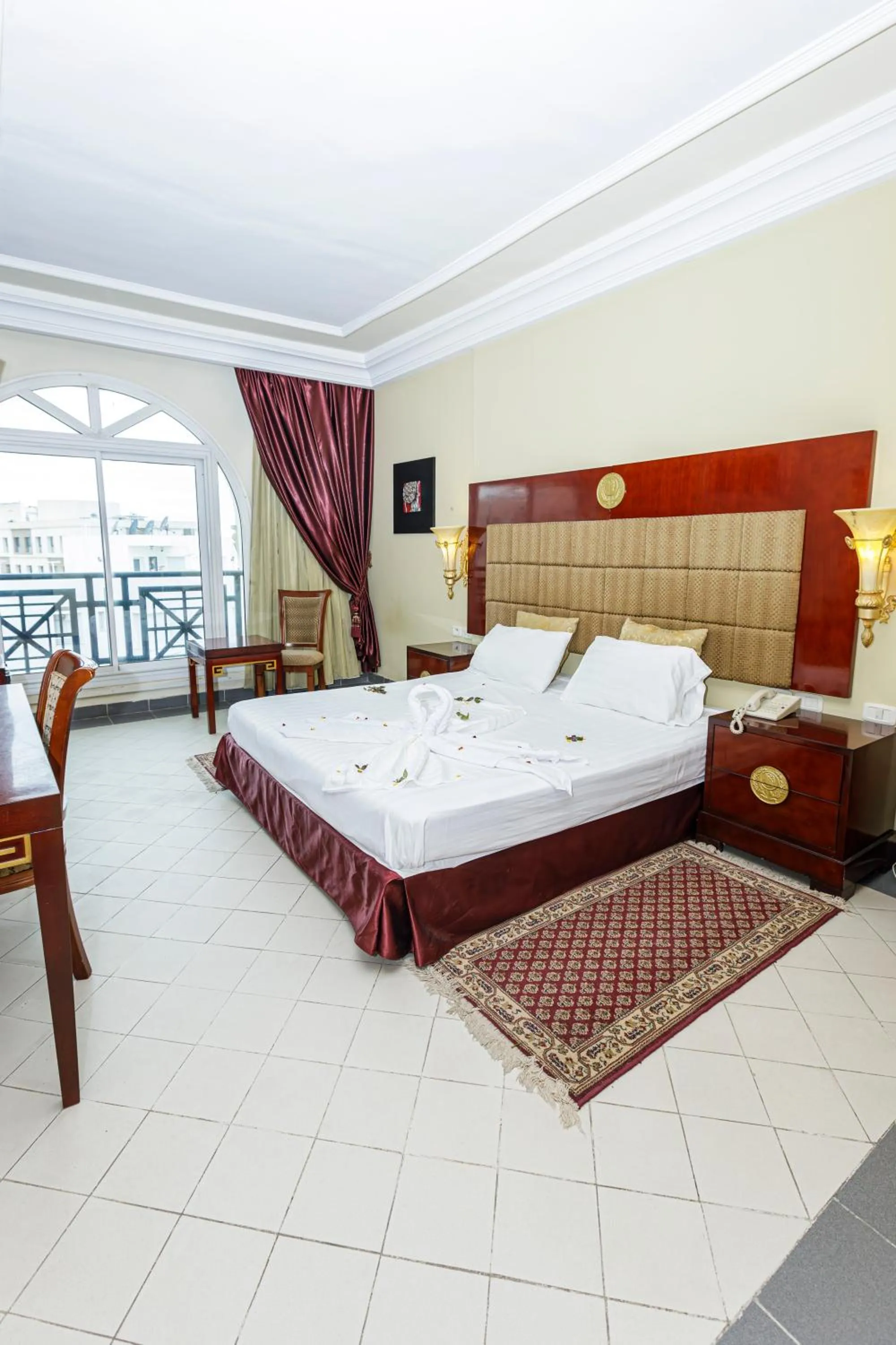 Bed in César Palace Sousse