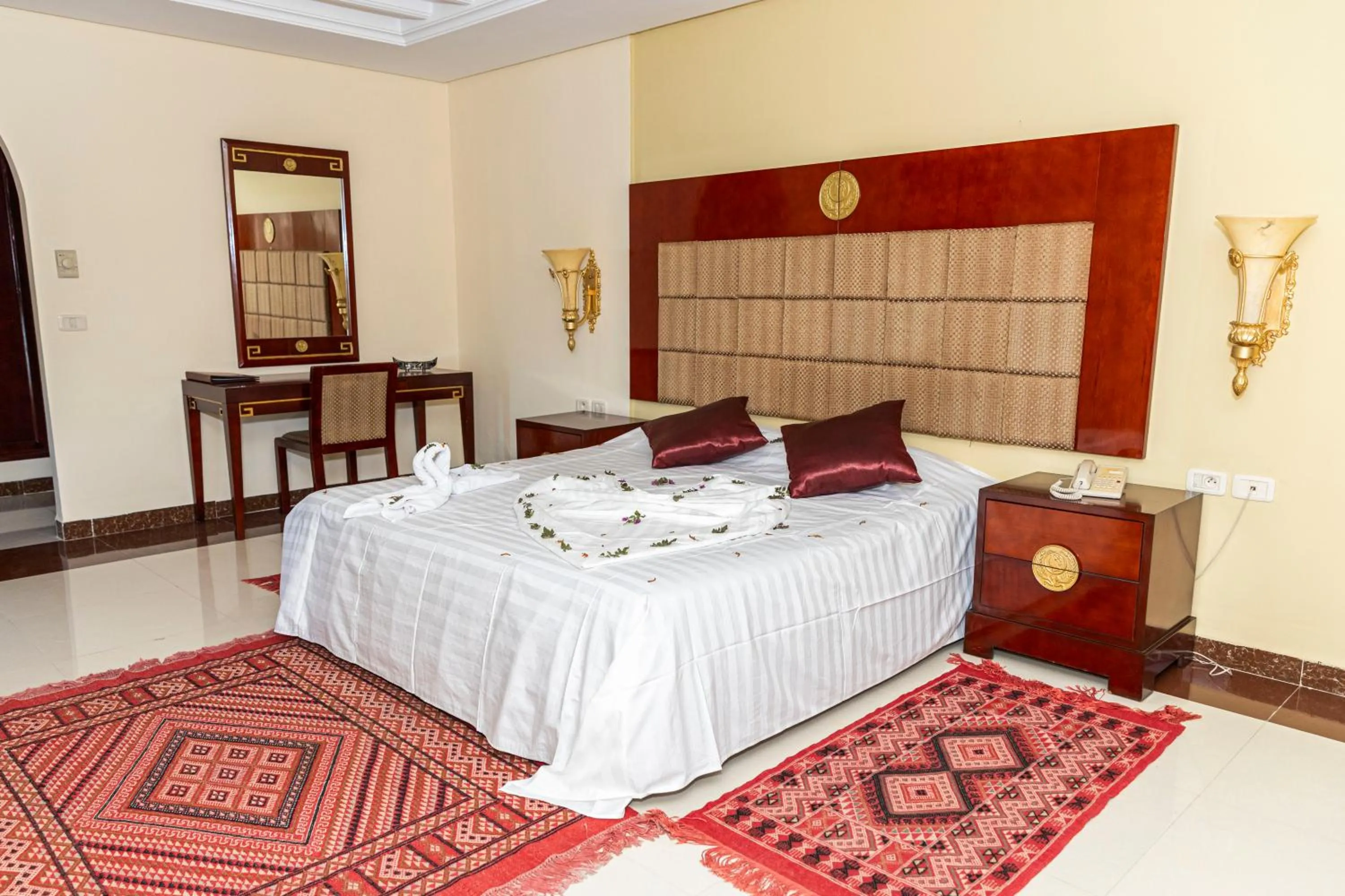 Bed in César Palace Sousse