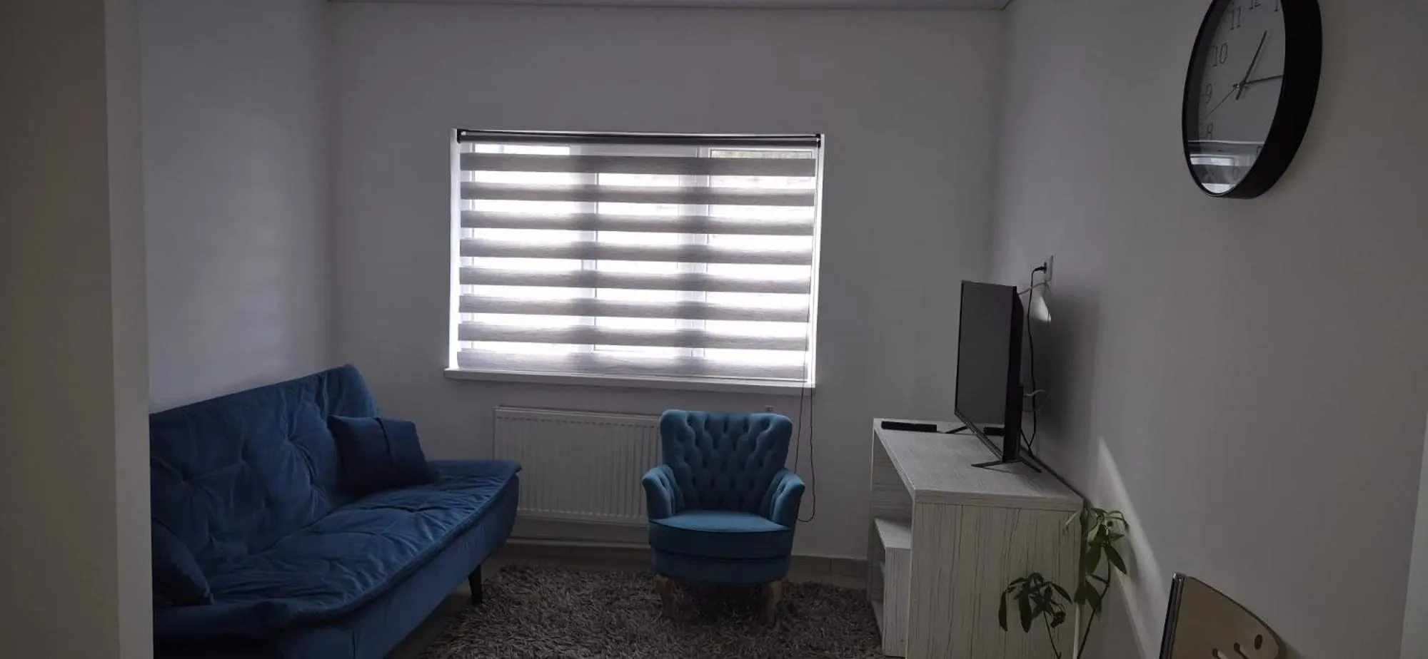 4 Seasons Apartments