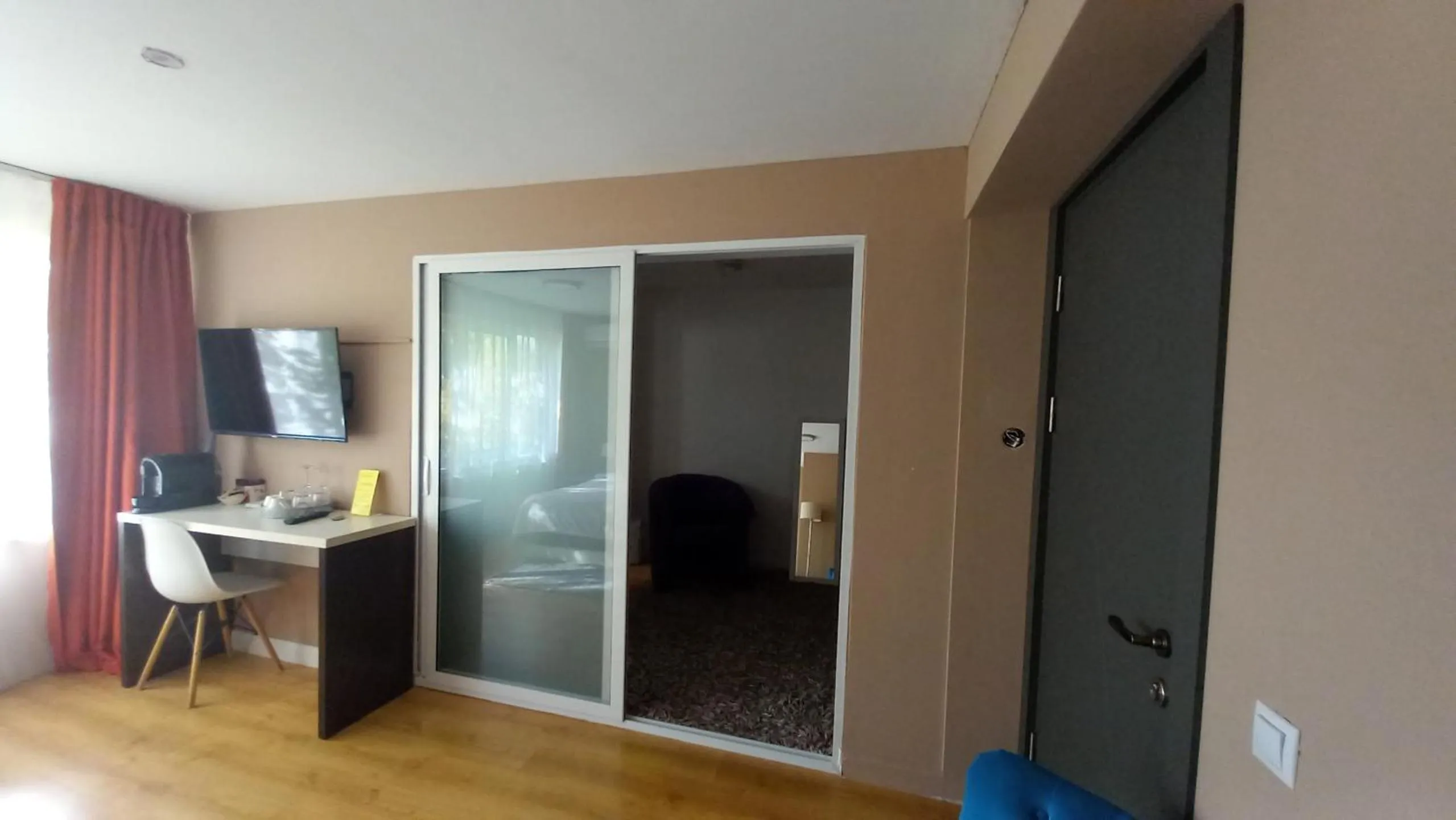 Patio in 4 Seasons Apartments