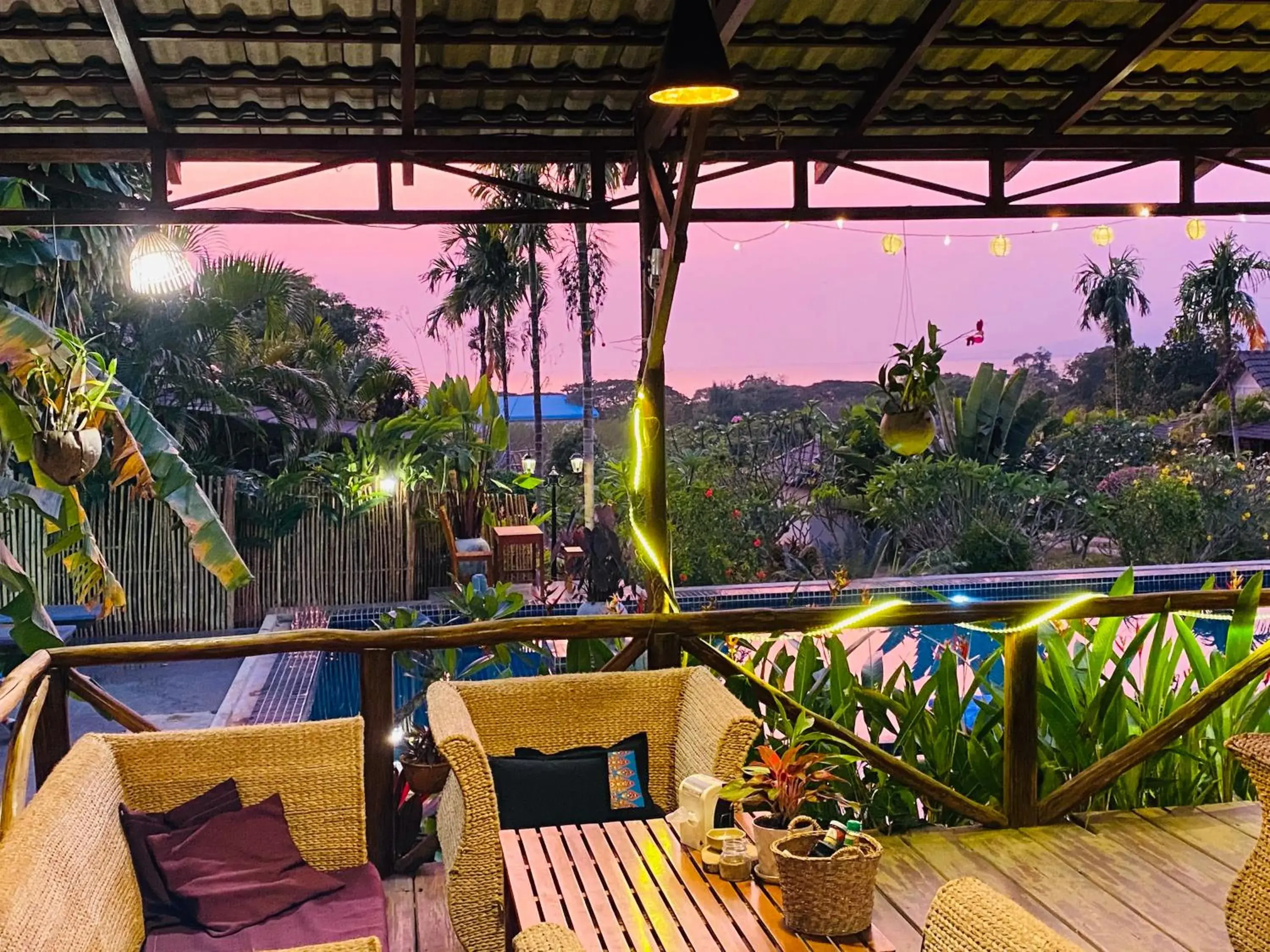 Restaurant/places to eat in Atmaland Resort Restaurant/places to eat in Atmaland Resort