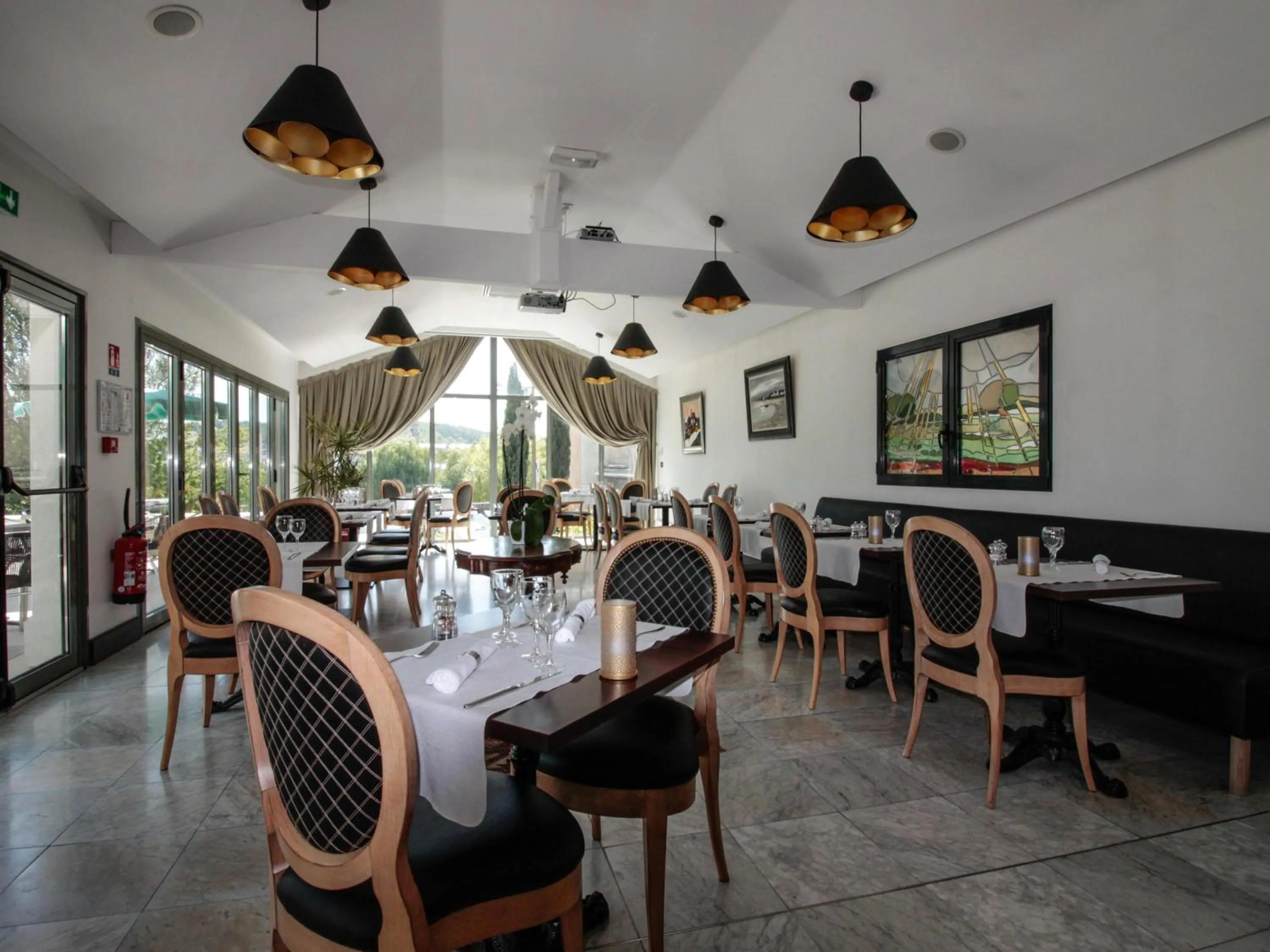 Restaurant/places to eat in ibis Périgueux Centre