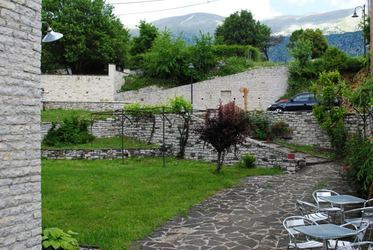 Garden view in Hotel Kaiti