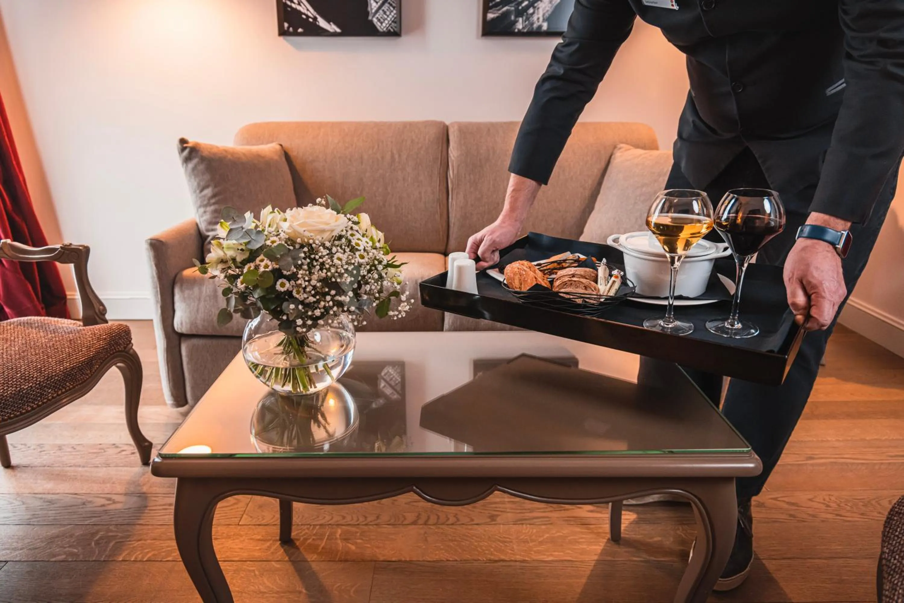 Living room in Cour du Corbeau Hotel Strasbourg - MGallery Collection