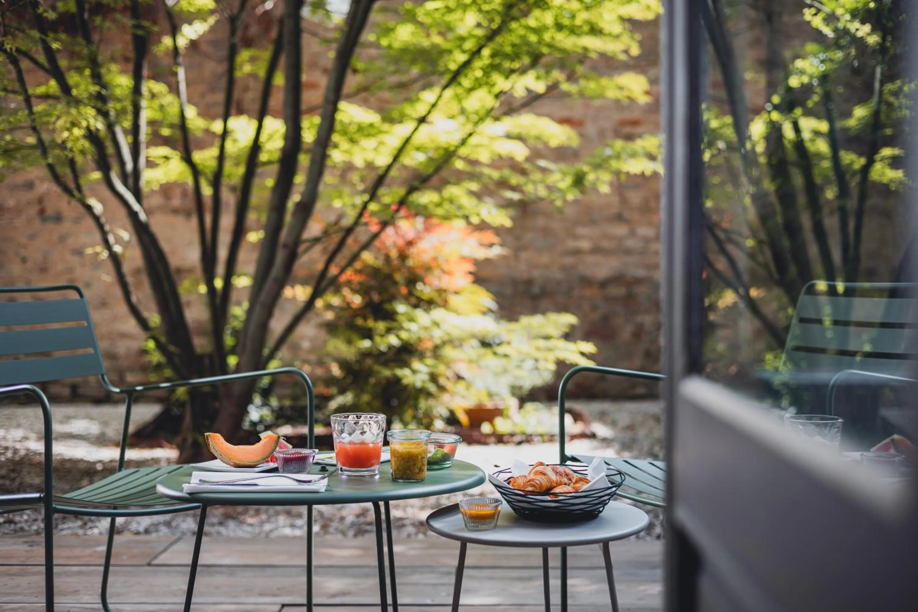 Patio in Cour du Corbeau Hotel Strasbourg - MGallery Collection