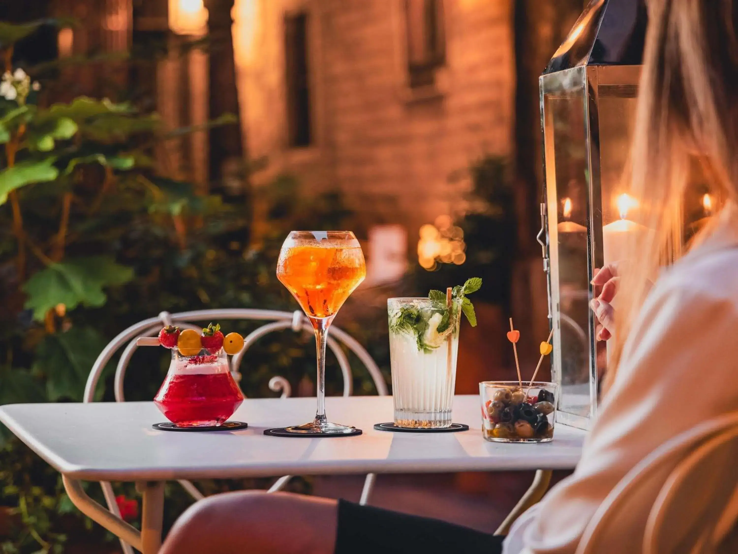 Lounge or bar in Cour du Corbeau Hotel Strasbourg - MGallery Collection Lounge or bar in Cour du Corbeau Hotel Strasbourg - MGallery Collection