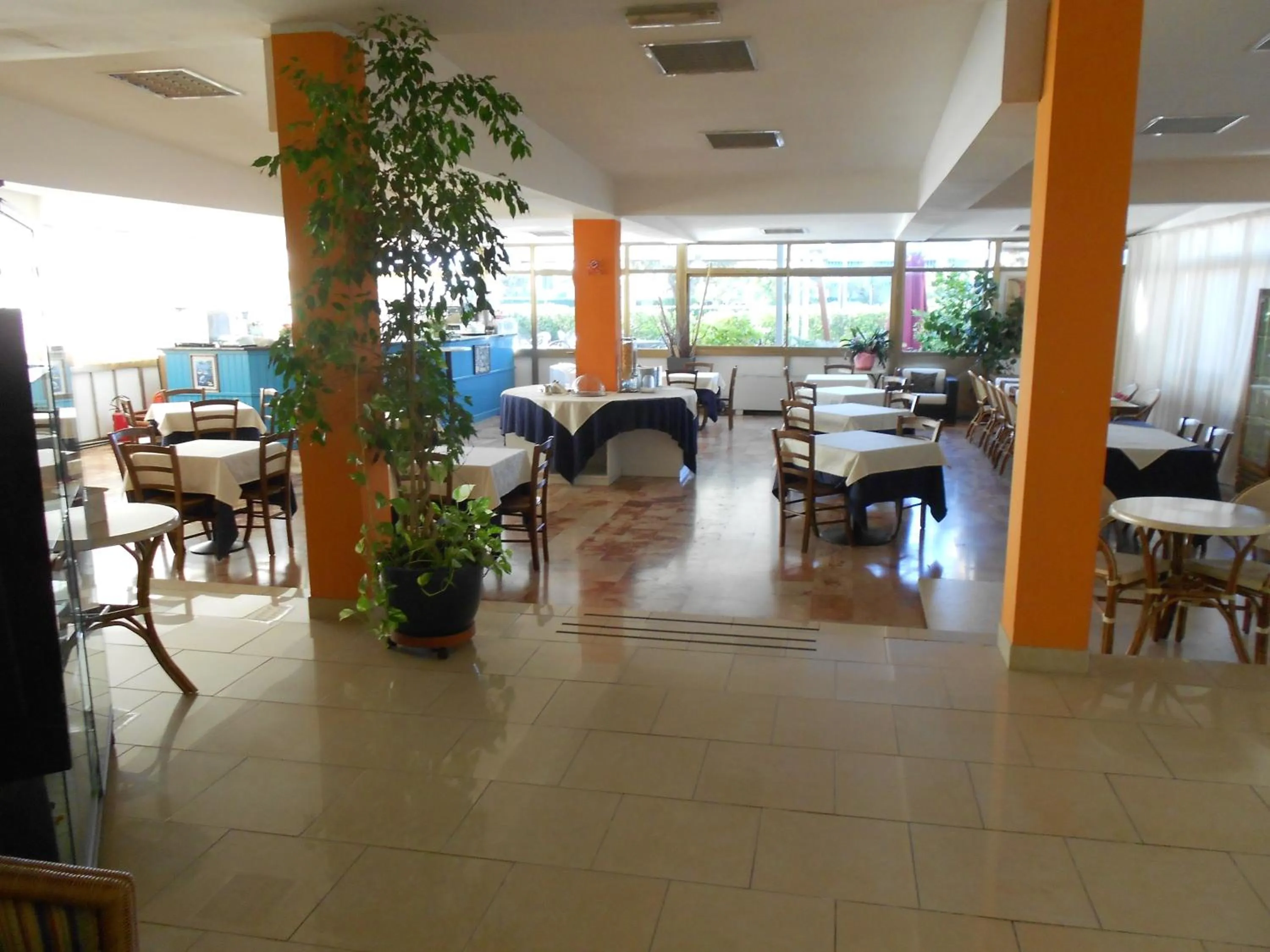 Restaurant/places to eat in Hotel Tenda Rossa