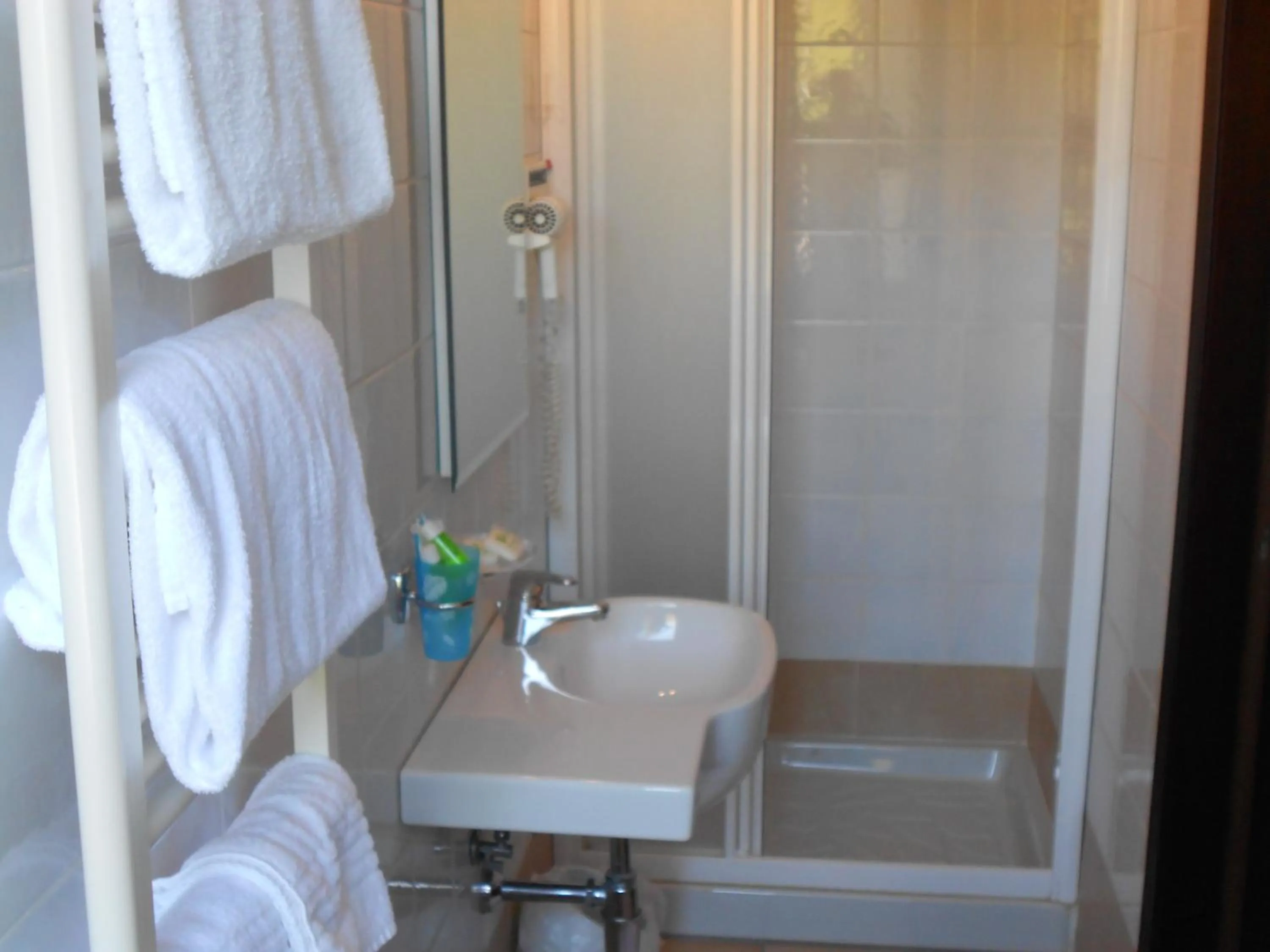 Shower in Hotel Tenda Rossa