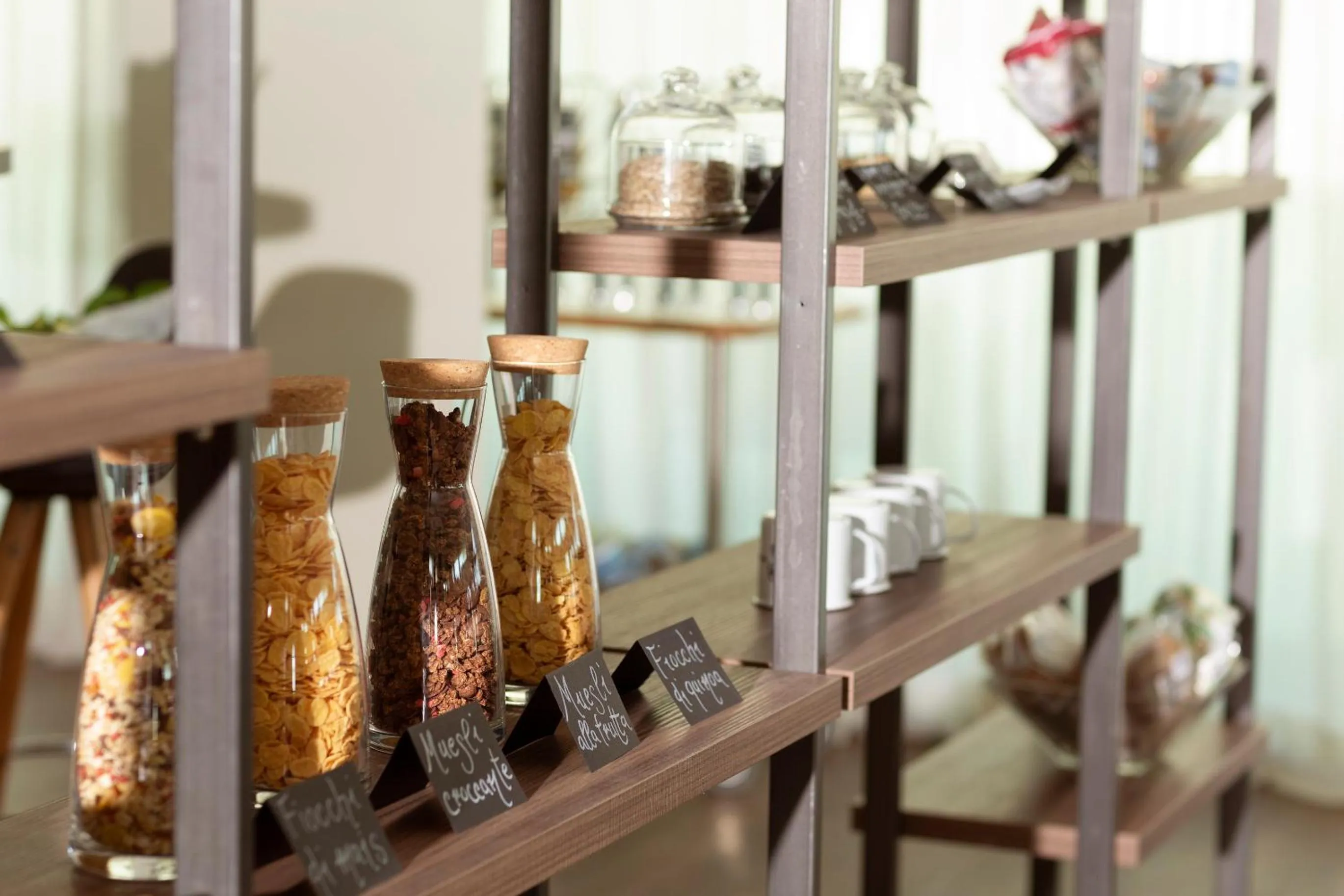 Breakfast in Little Hotel