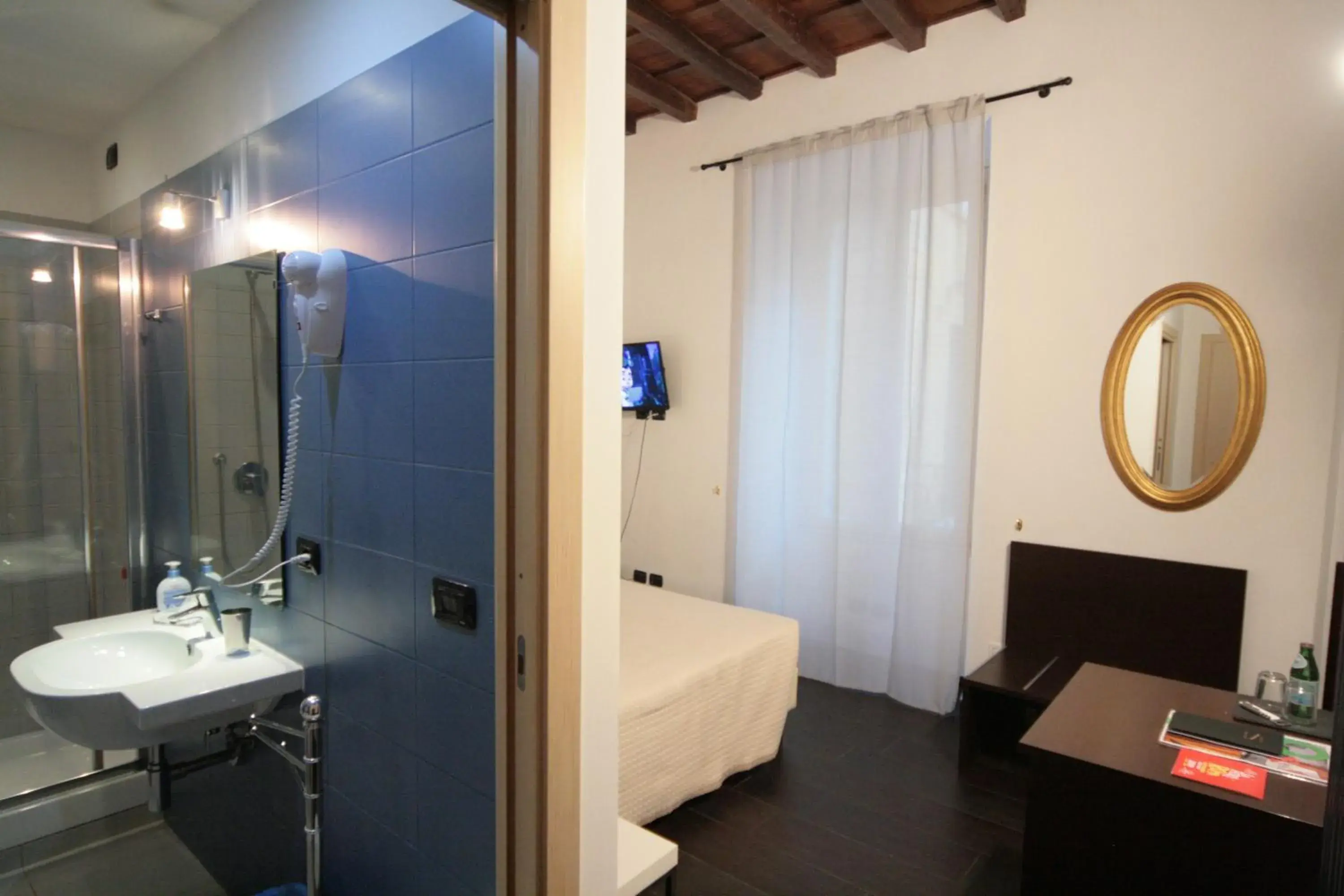 Deluxe Double Room in House Monti 1875 Deluxe Double Room in House Monti 1875