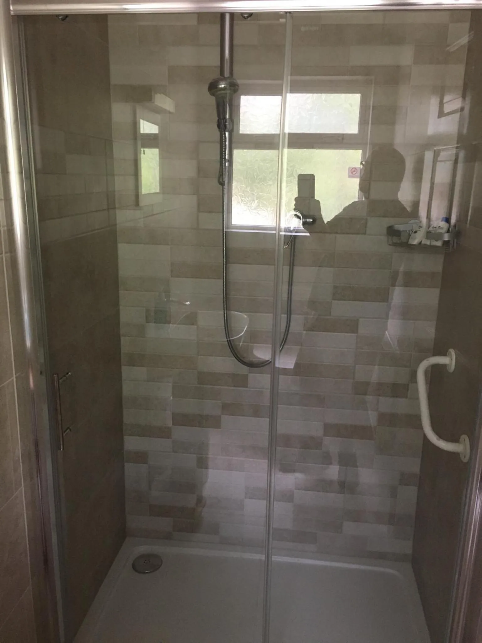 Shower in Breagagh View B&B