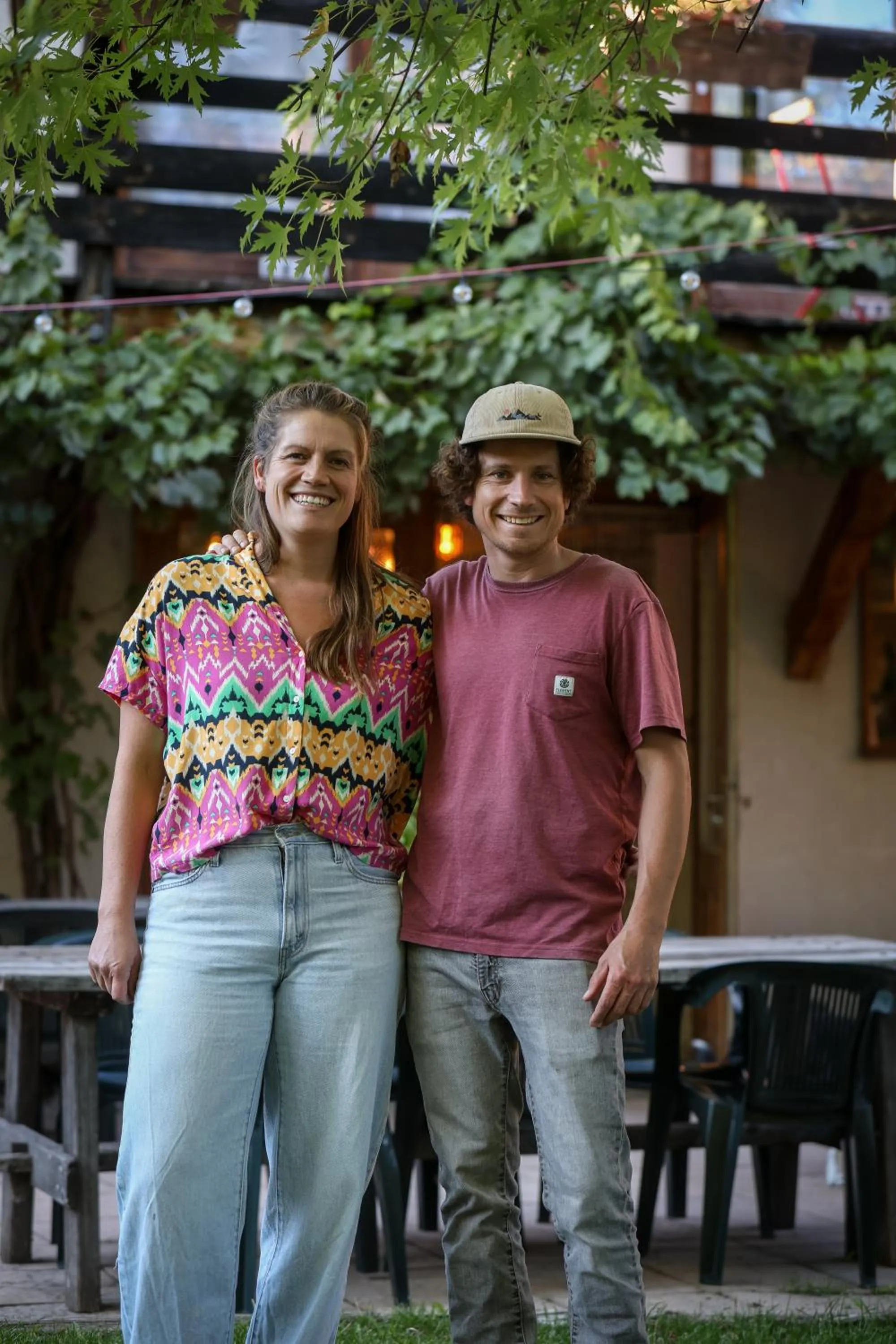 Staff in Hôtel Restaurant Gîtes Les 5 Saisons